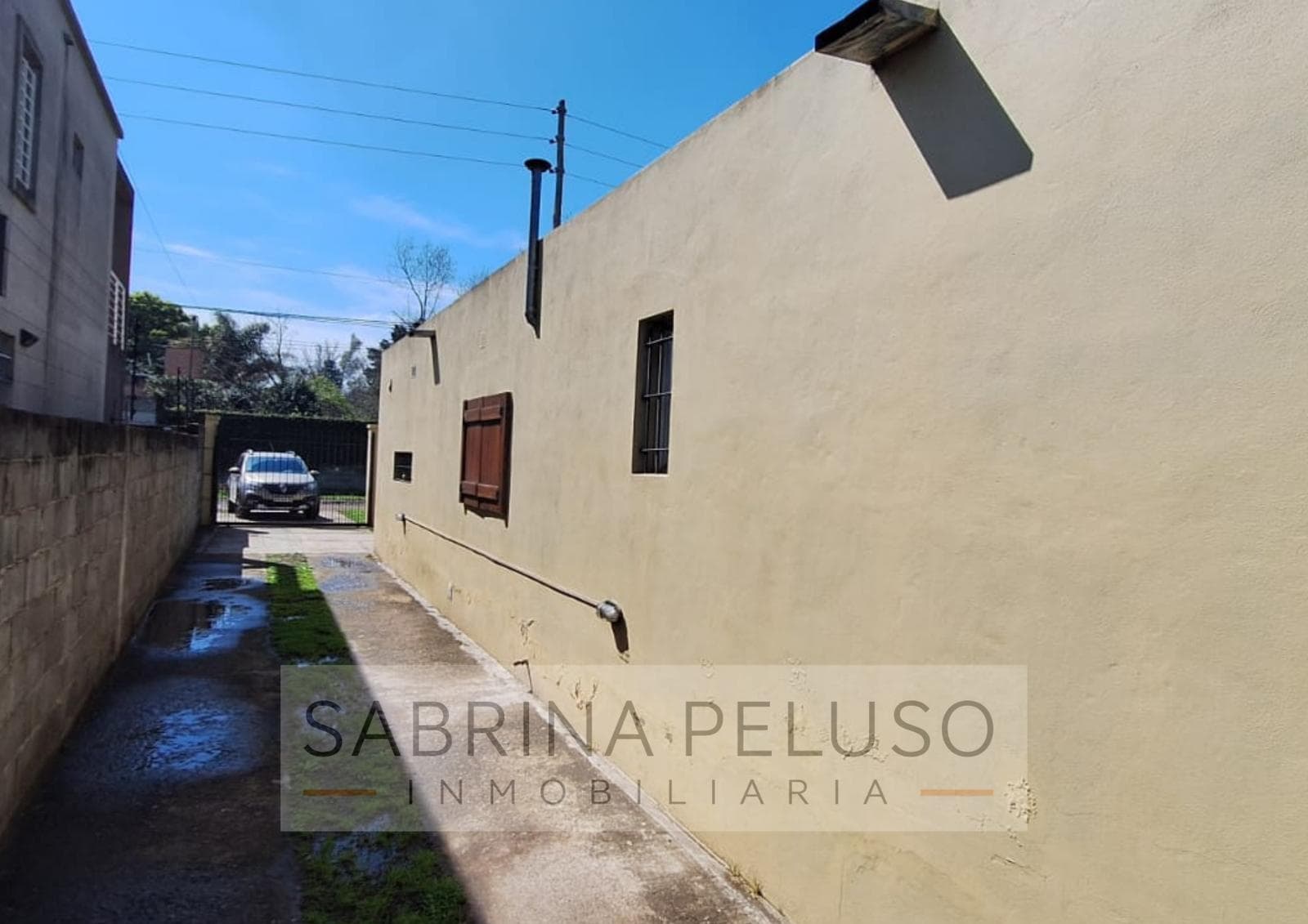 House for SALE located in La Reja