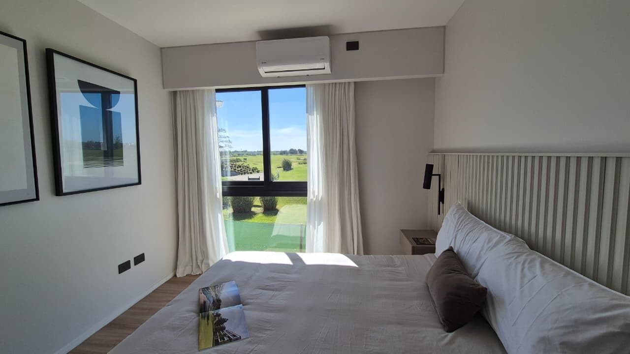 3-room apartments with amenities and a garage in GOLF Canton