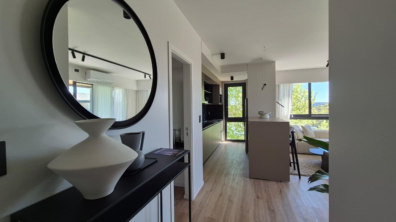 3-room apartments with amenities and a garage in GOLF Canton