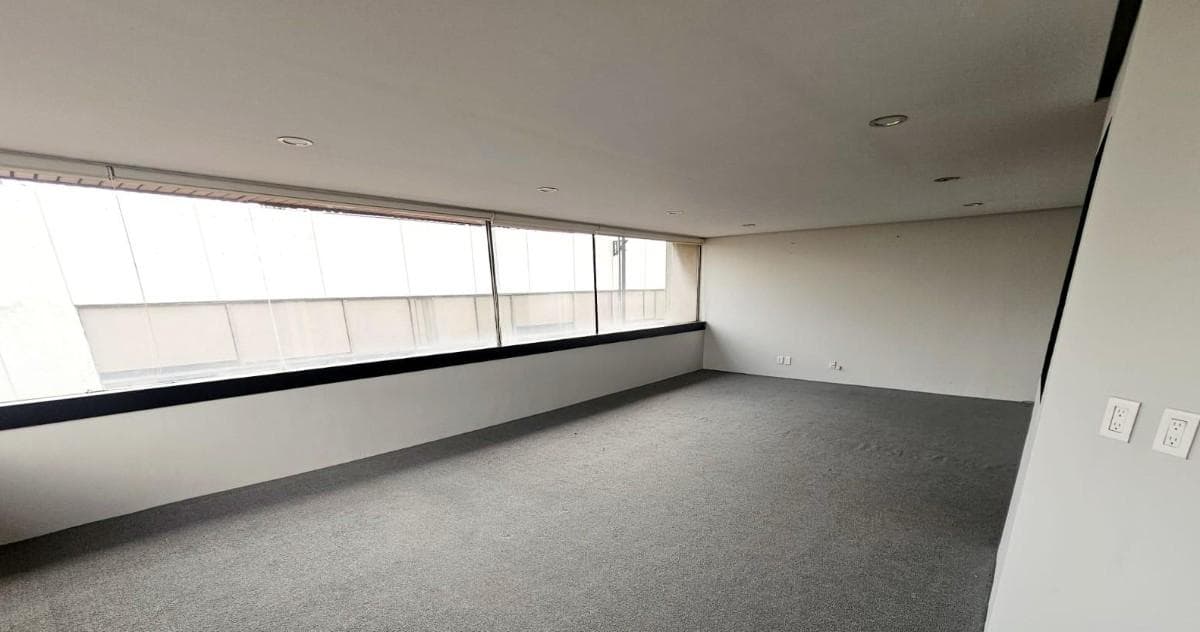 Office for Rent in Bosques de Ciruelos