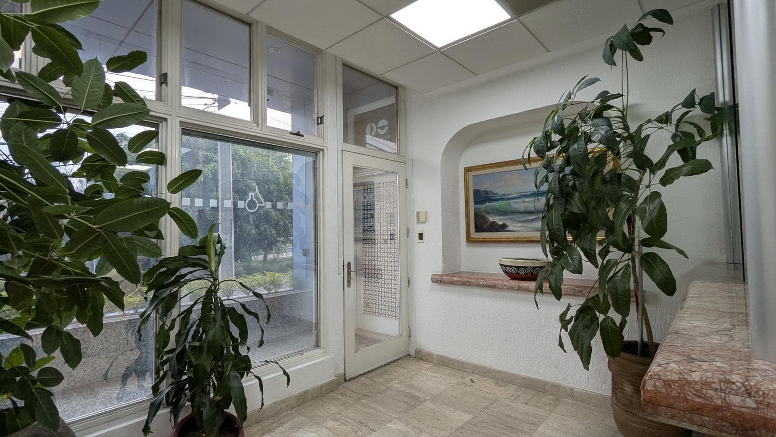 OFFICE FOR SALE IN SANTA FE, ON THE EXTENSION OF PASEO REFORMA