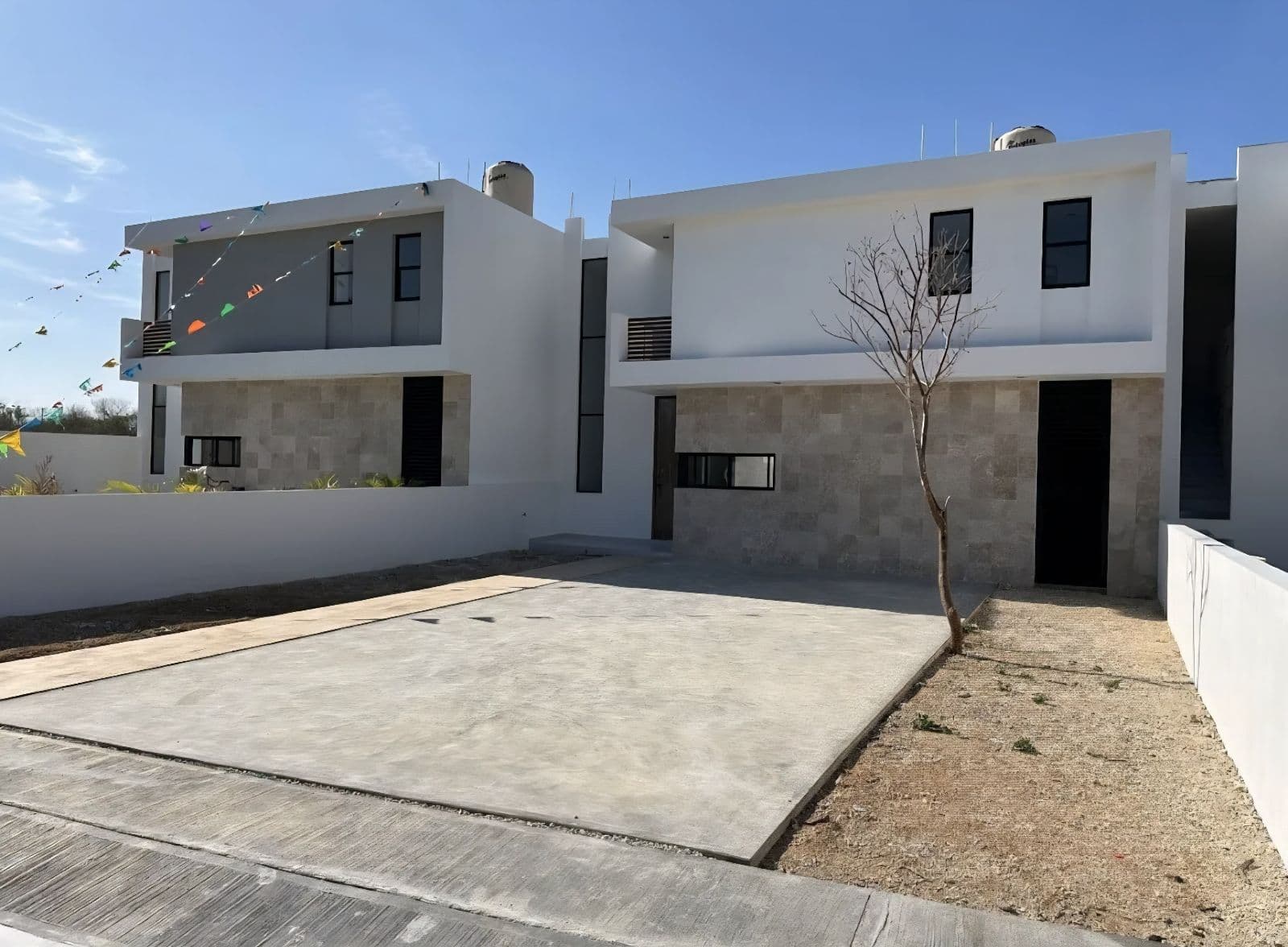 Home - Dzityá