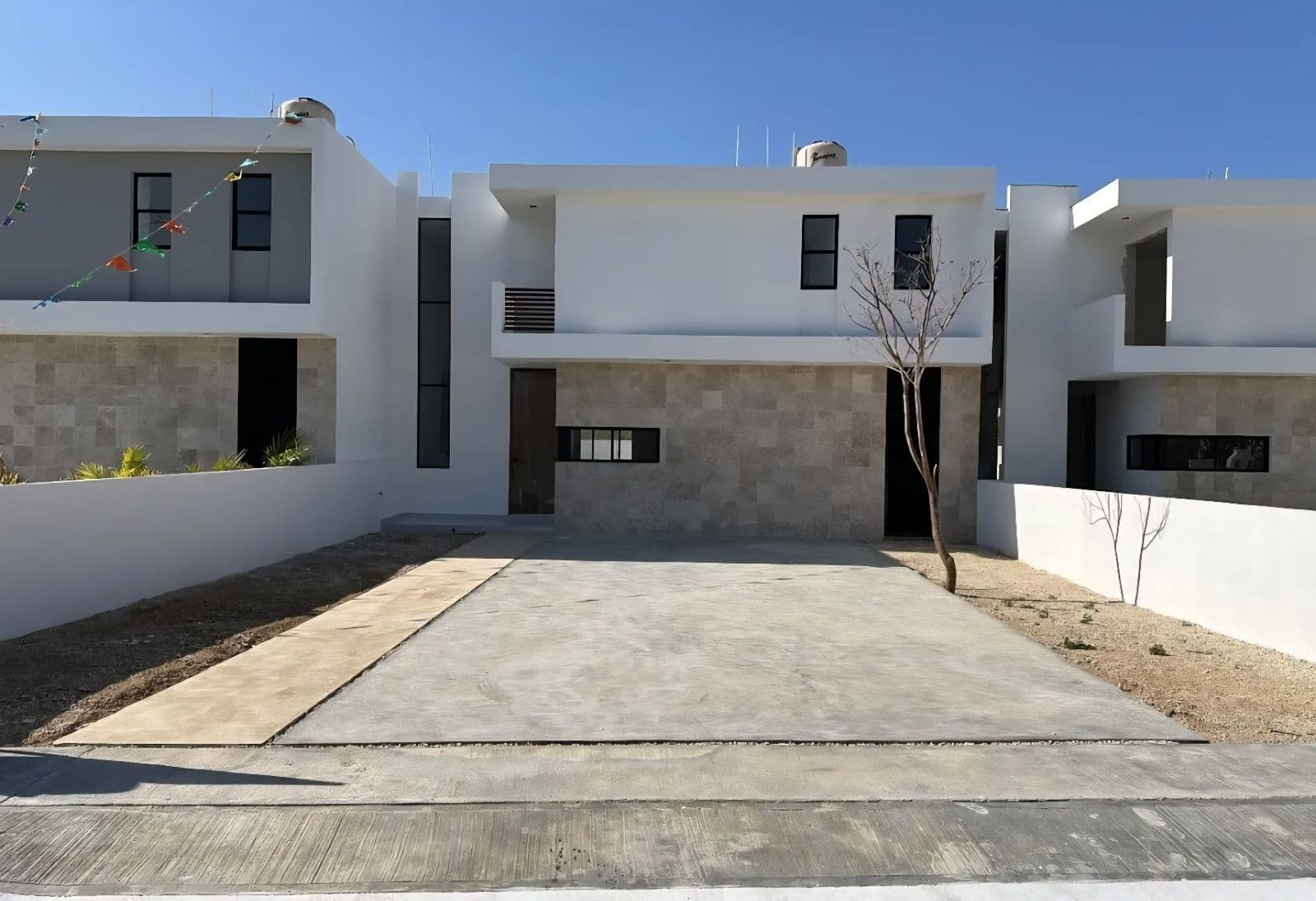Home - Dzityá
