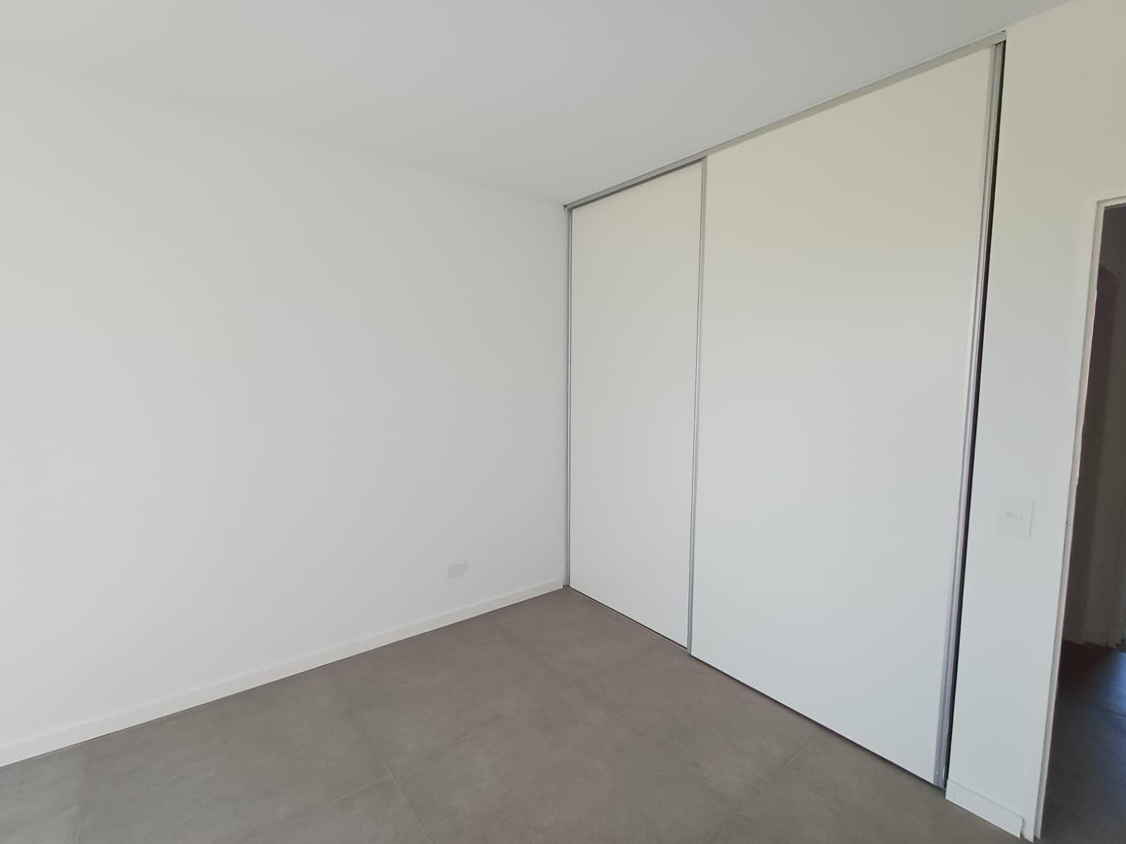 3-Room Duplex Apartment for Sale in the UP Pilar Condominium with Access to Pilar Lagoon