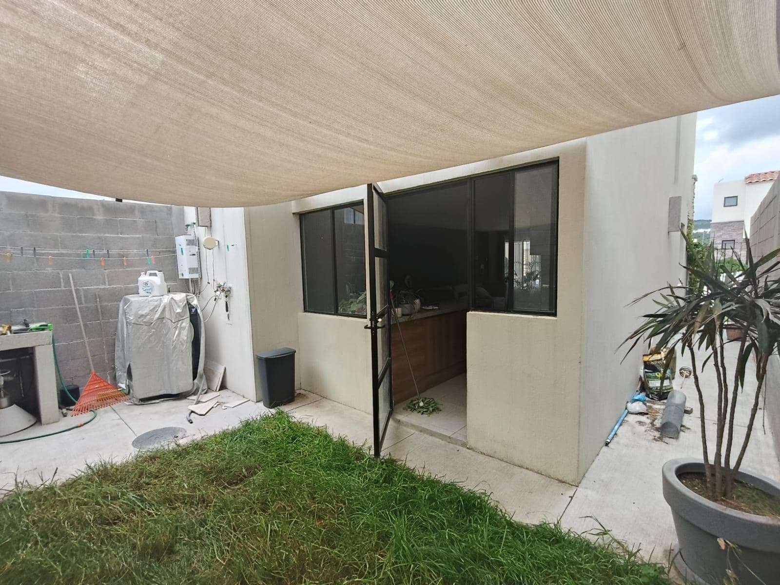 House in the Capital Sur Subdivision