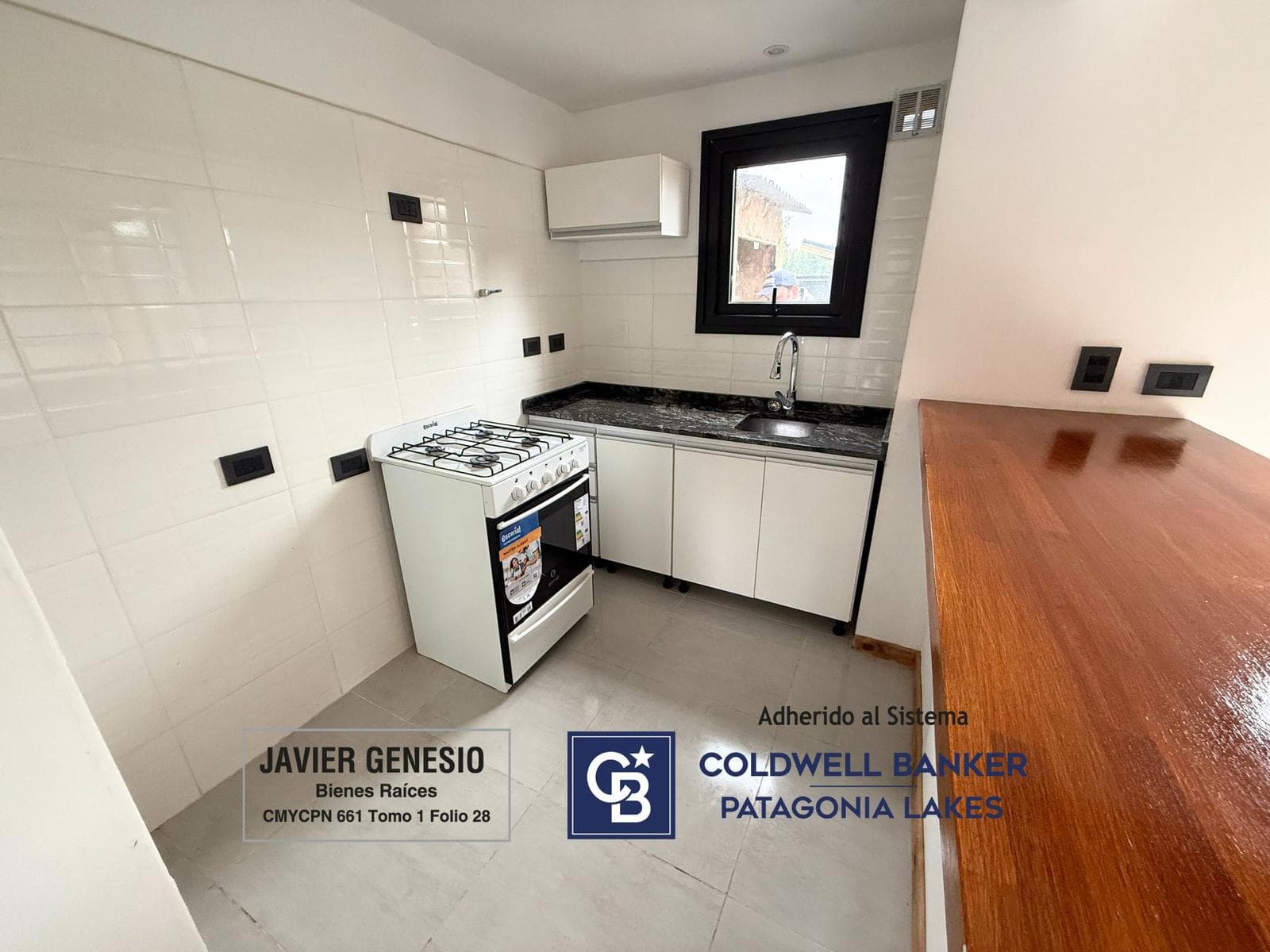 HOUSE FOR SALE, ELIGIBLE FOR MORTGAGE, 70 m², Barrio Norte - Villa La Angostura