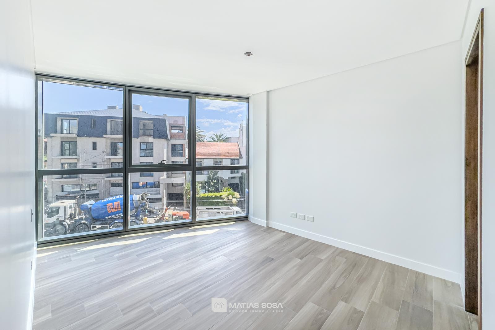 For Sale - Apartment - 2-room - Maral Explanada - Architect Cesar Pelli