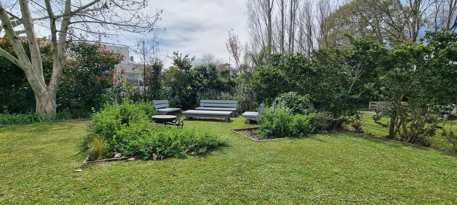 House for short-term rent in Las Liebres, Panamericana Km 38, 4 bedrooms, garden, and pool