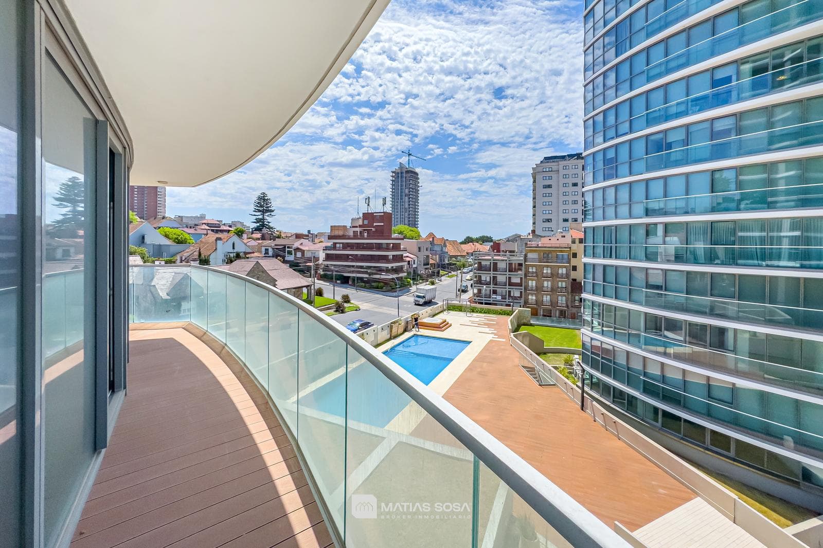 Venta - Departamento - 2 ambientes - Maral Explanada - Arq. Cesar Pelli