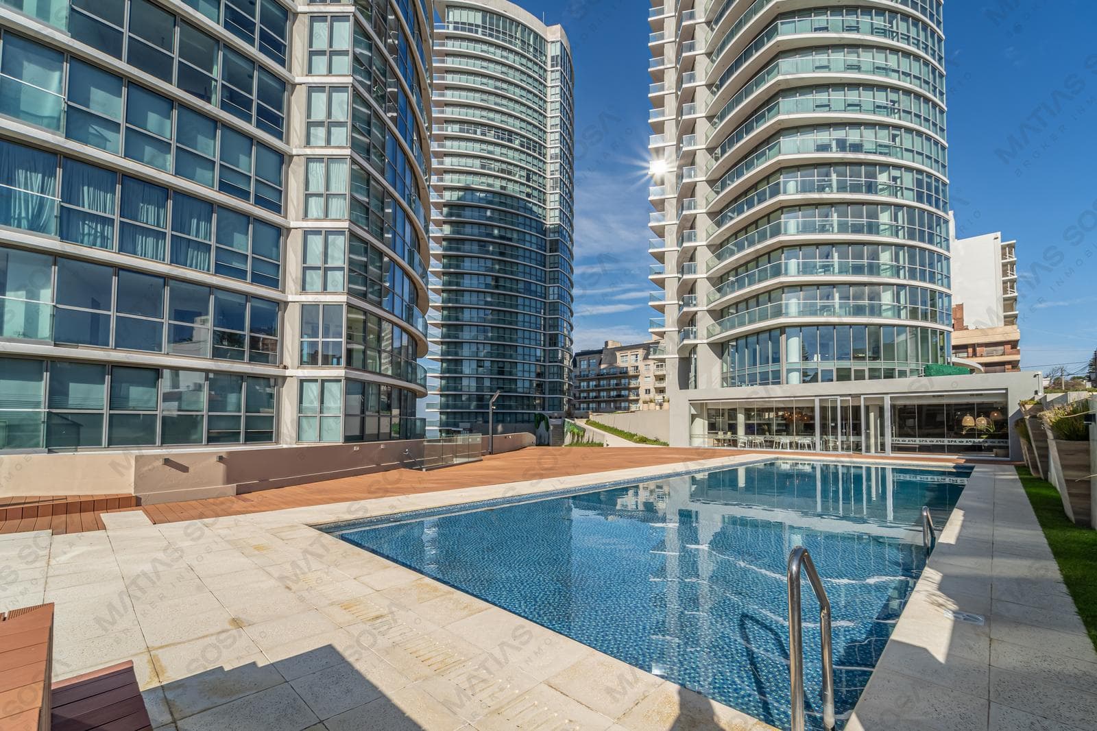 Venta - Departamento - 2 ambientes - Maral Explanada - Arq. Cesar Pelli