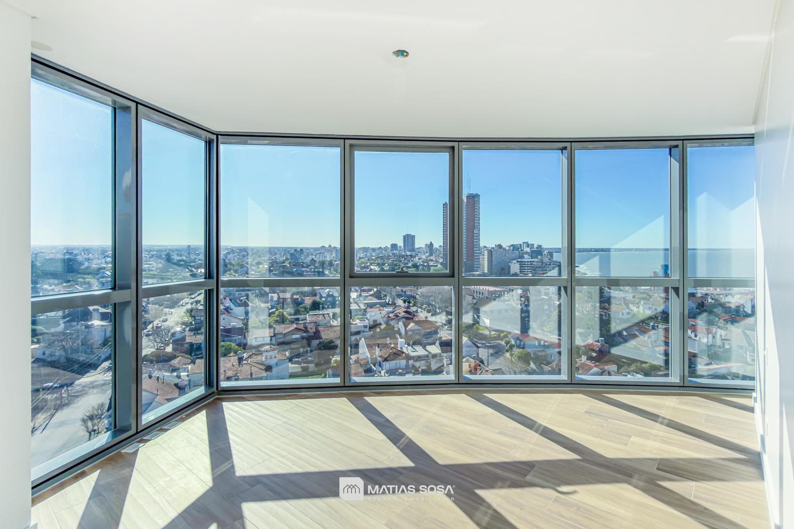 Venta - Departamento - 2 ambientes - Maral Explanada - Arq. Cesar Pelli