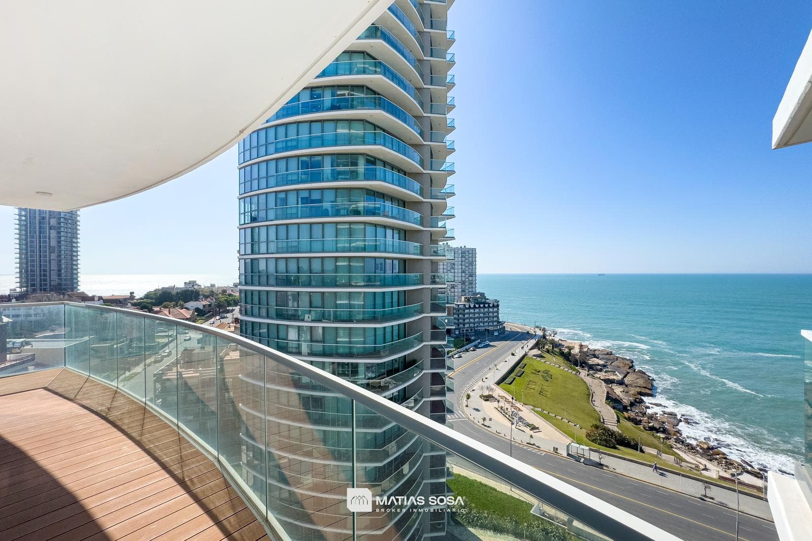 Venta - Departamento - 2 ambientes - Maral Explanada - Arq. Cesar Pelli