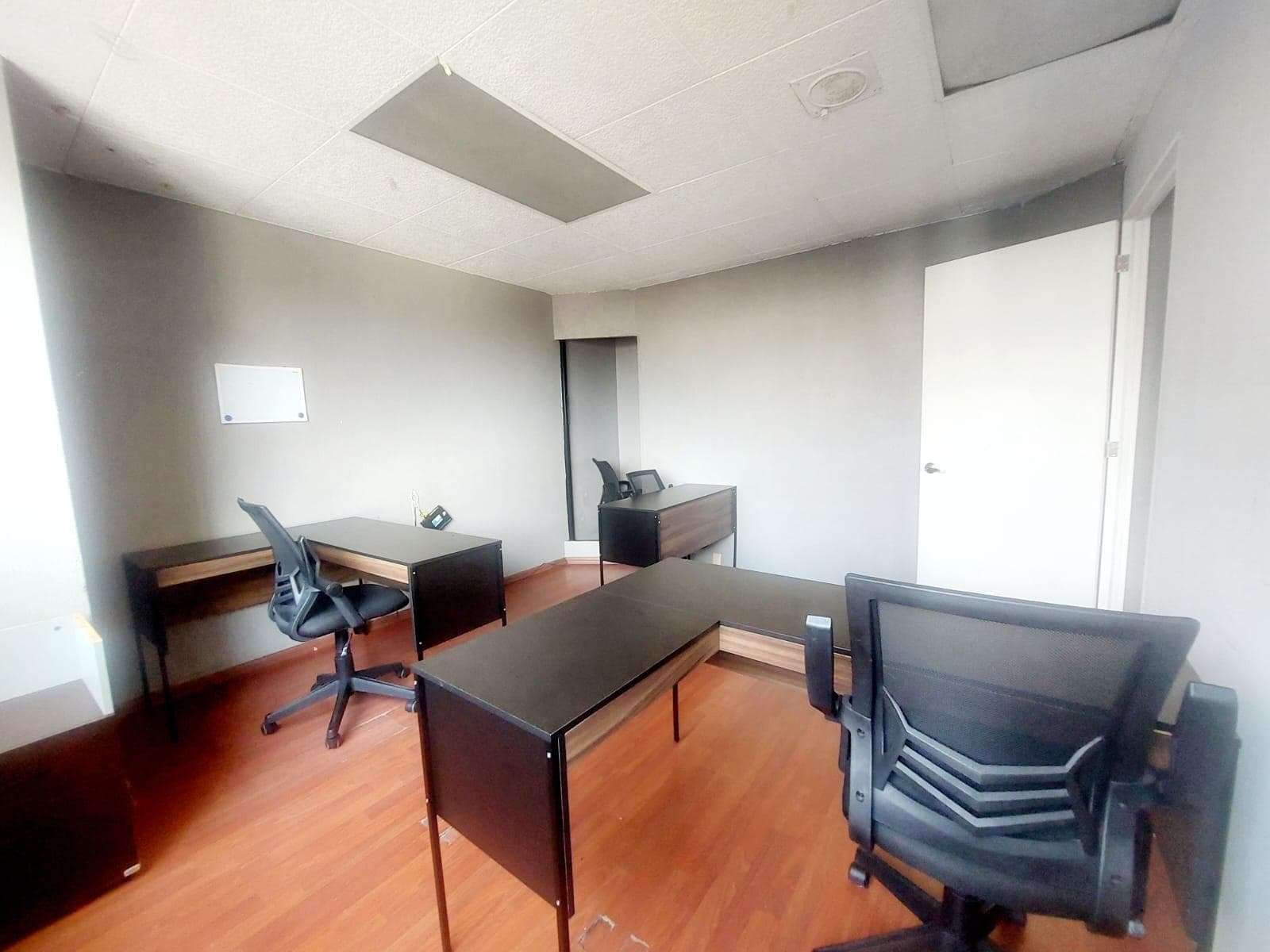 Office for rent in Polanco, with a small terrace