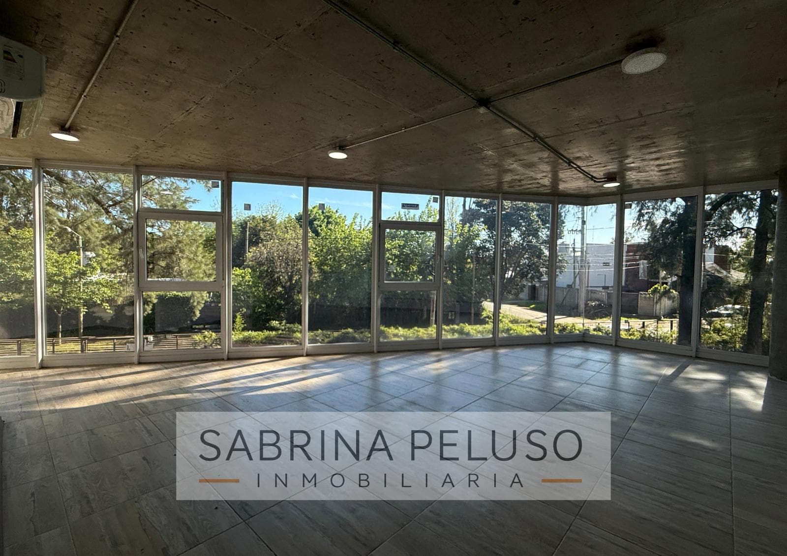 Office Space for Rent at the K41 Complex—Colectora Sur, Acceso Oeste, La Reja