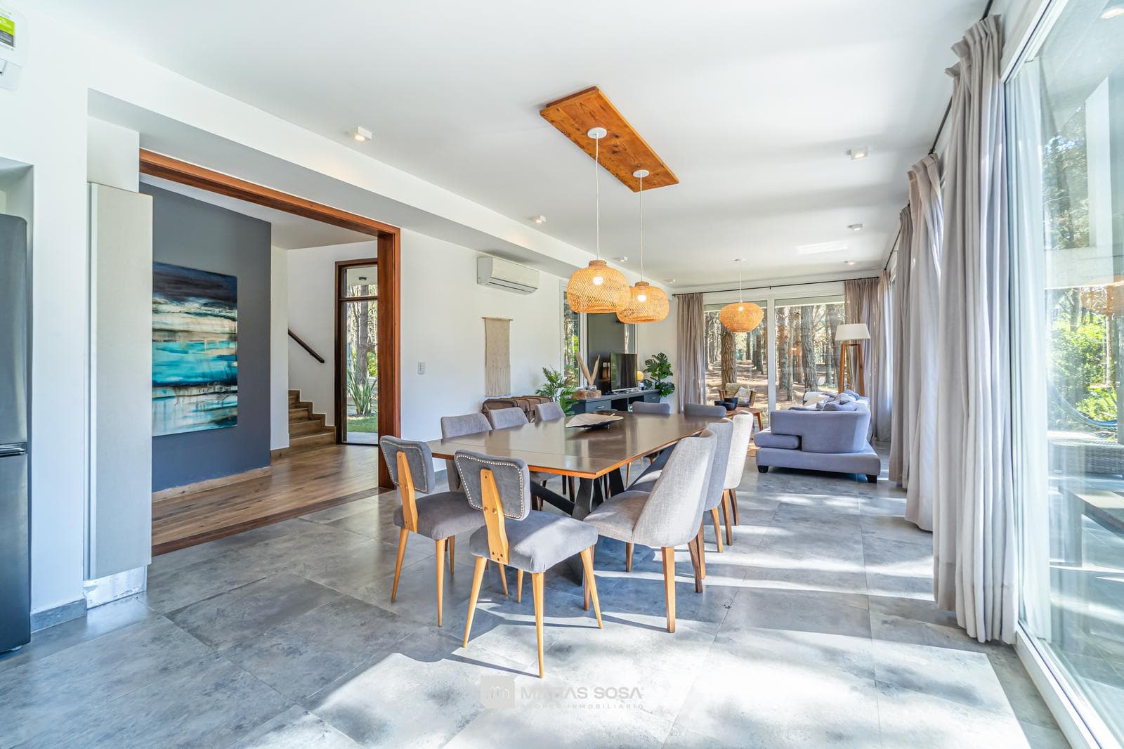 Venta - Casa 5 Ambientes Frente al Lago - Villarobles