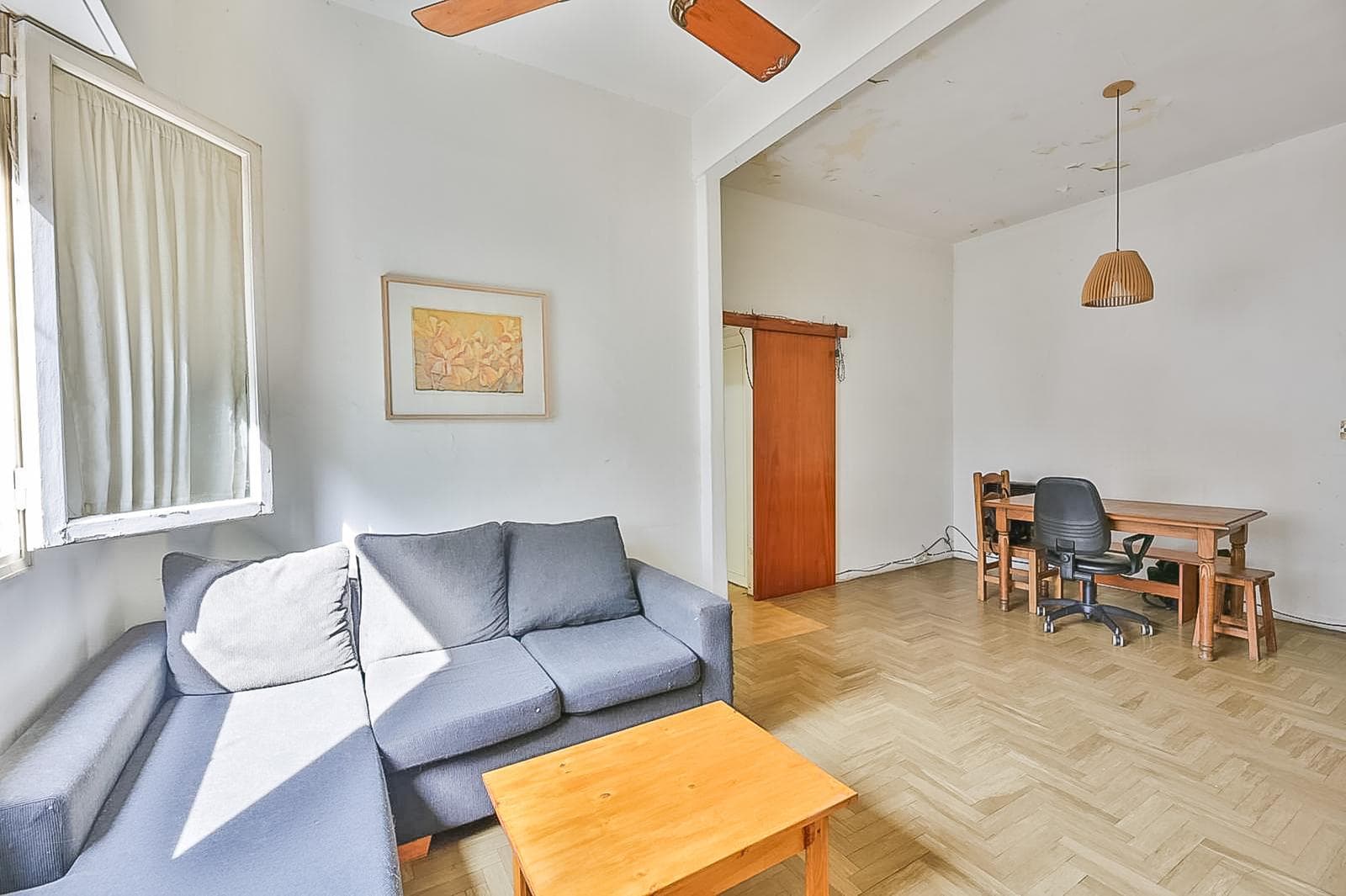 5-ROOM HOUSE FOR SALE WITH A YARD IN ALMAGRO - ON THE MAIN STREET - QUALIFIES FOR A MORTGAGE
