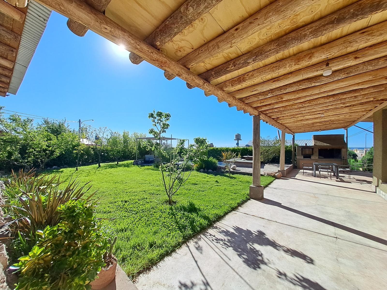 House for Sale, with Garden and Pool - Balcón de la Sierra Gated Community