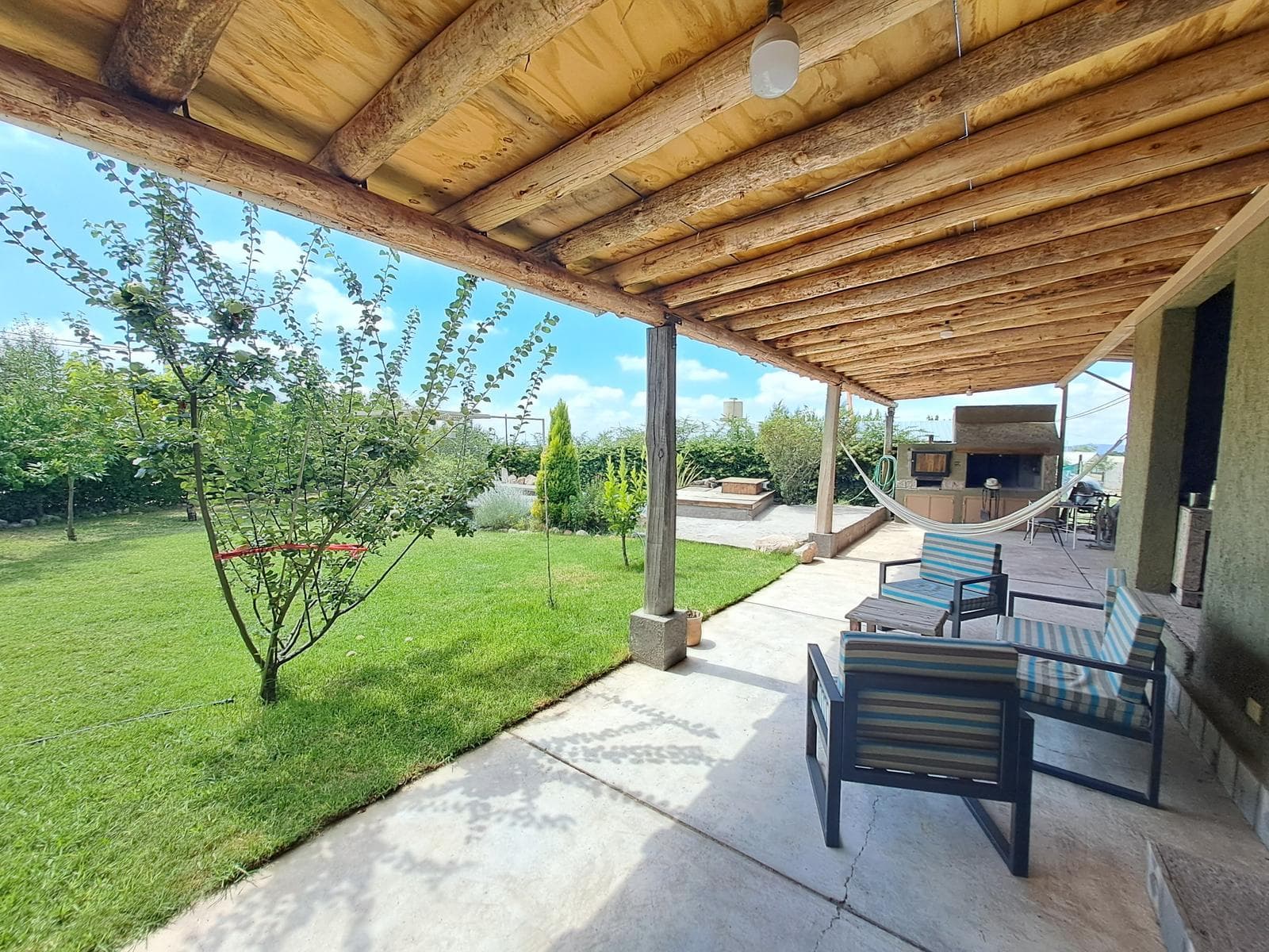 House for Sale, with Garden and Pool - Balcón de la Sierra Gated Community