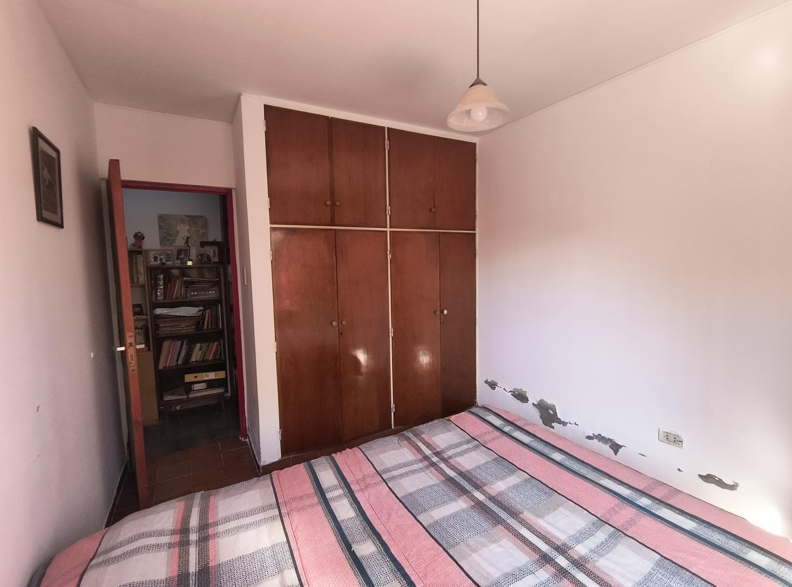 House for Sale in the Trapiche Neighborhood / 4 bedrooms / 3 bathrooms / garage