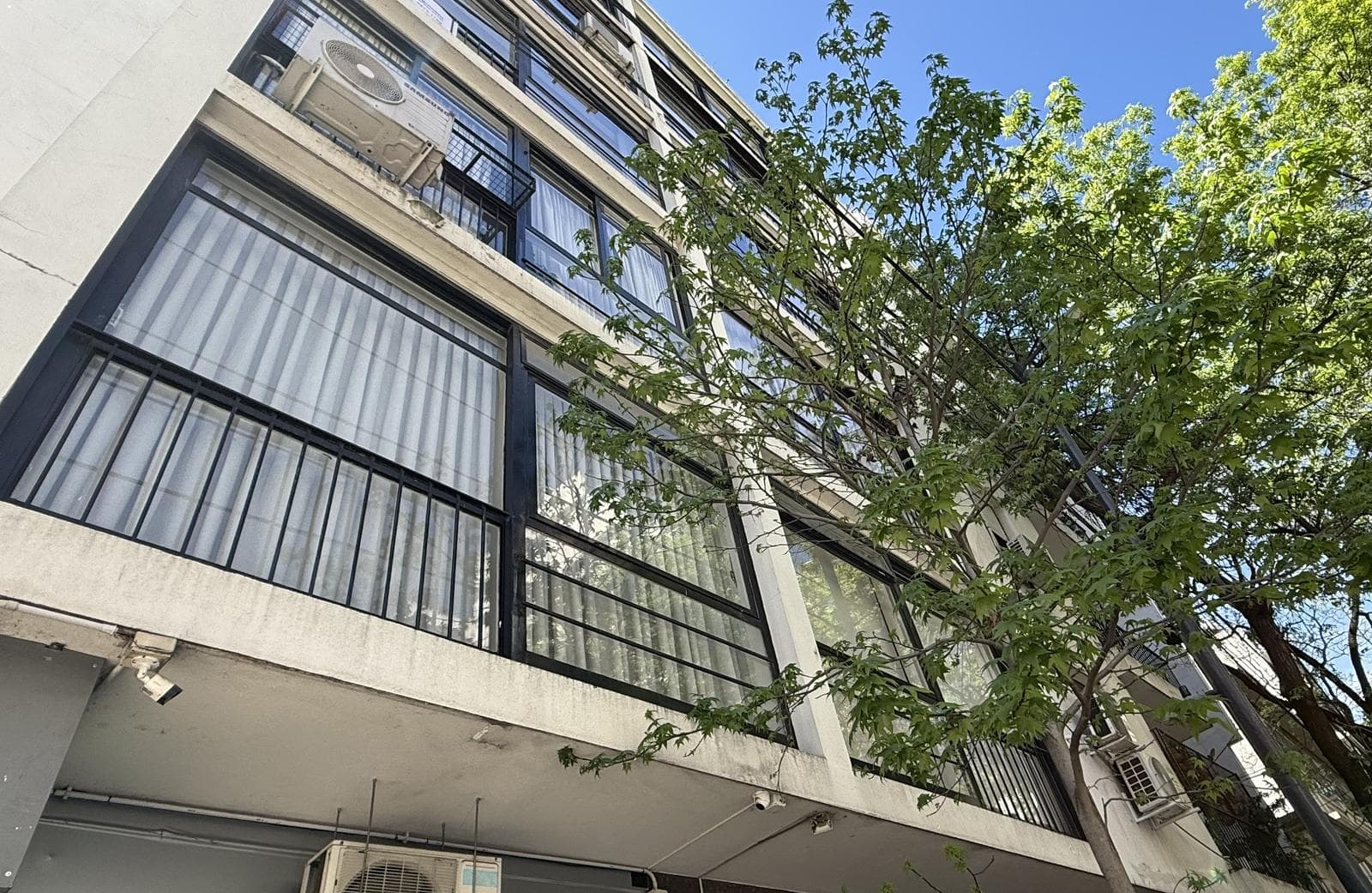 4-room apartment for sale in Belgrano.