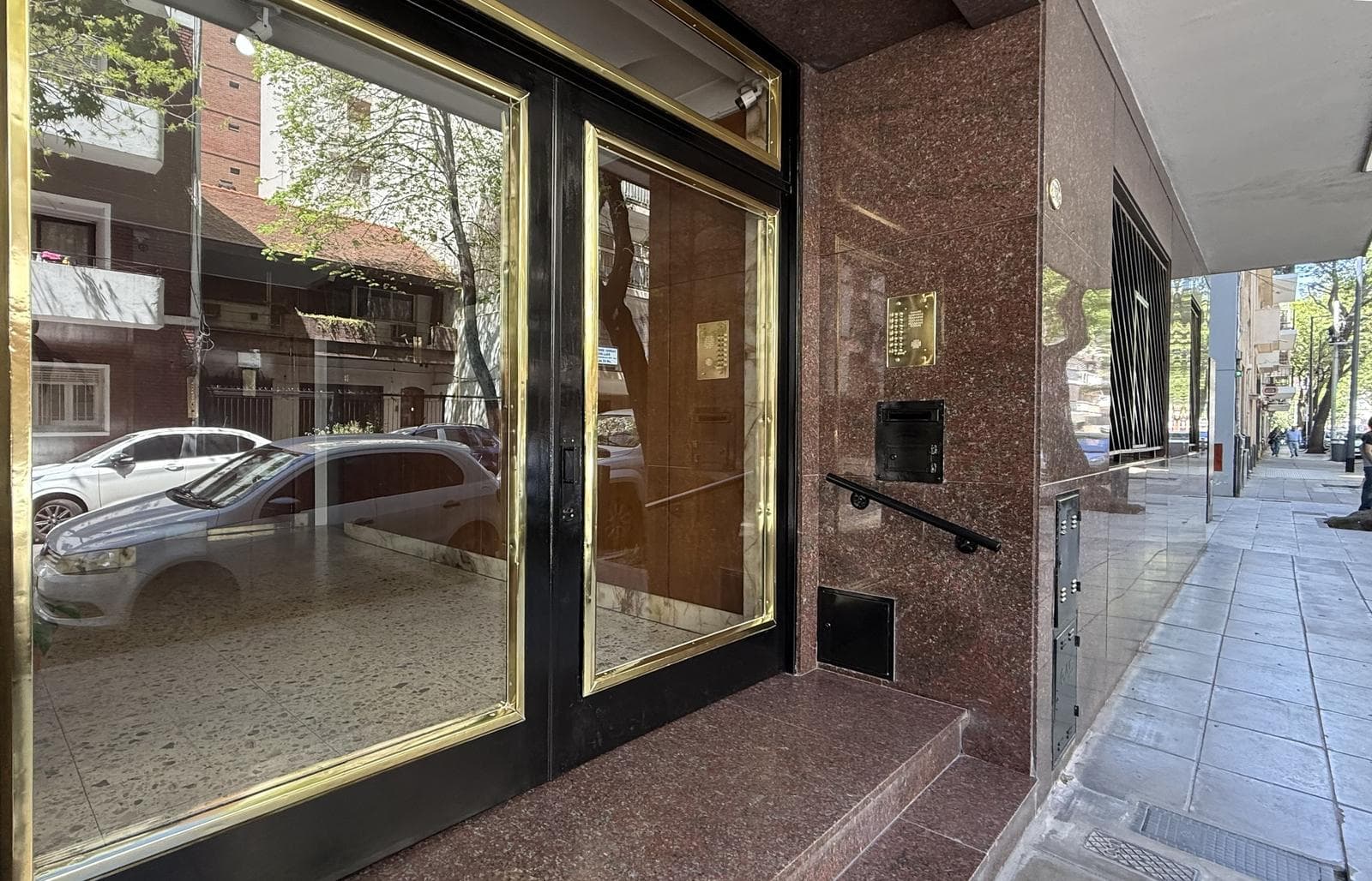 4-room apartment for sale in Belgrano.