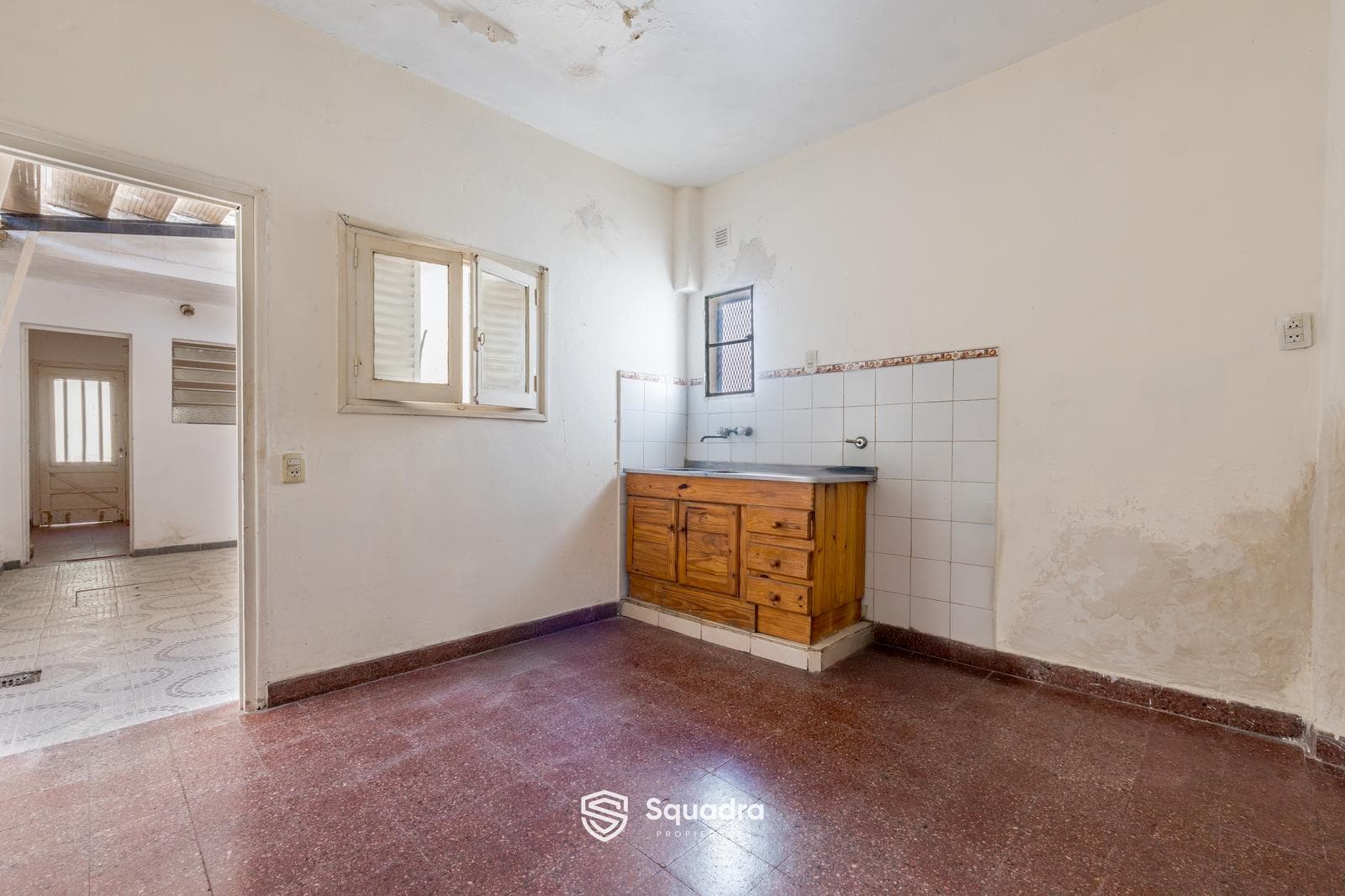 FOR SALE - Single-hall layout, NOT a PH, 2 bedrooms - Bella Vista, Rosario.