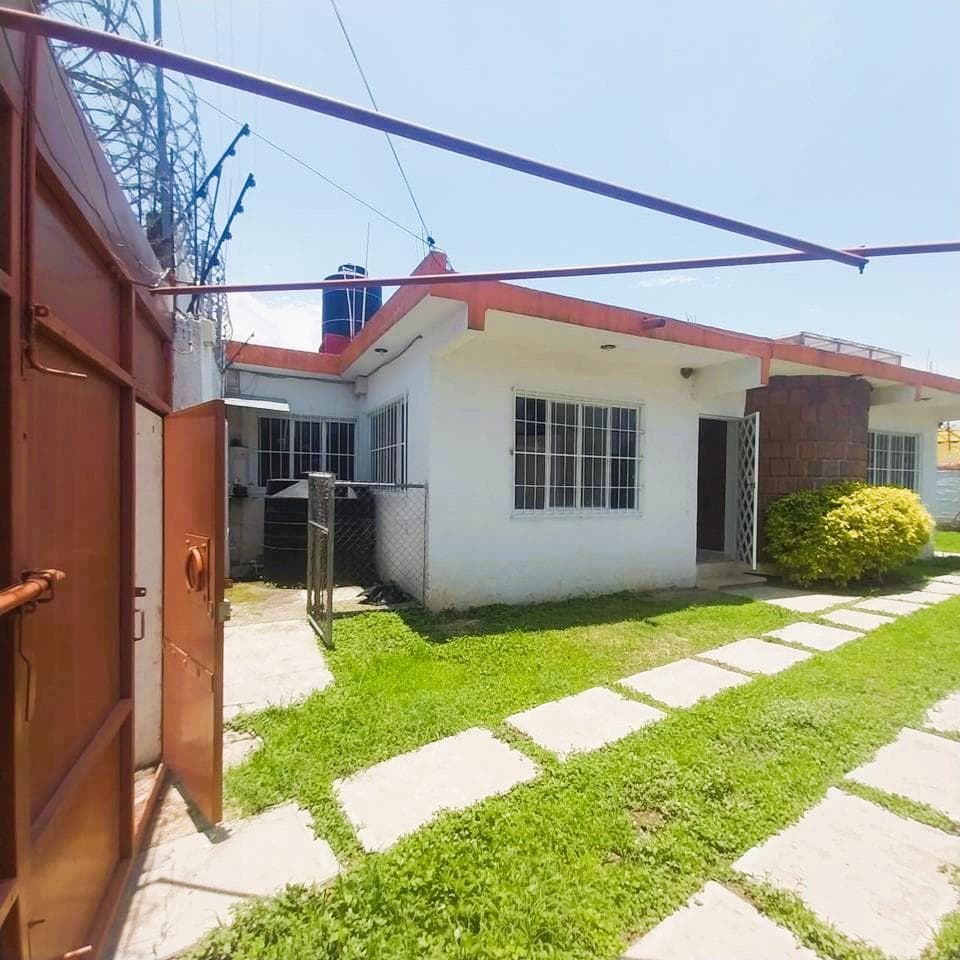 House for sale in Ahuatepec—a comfortable and practical single-story home.