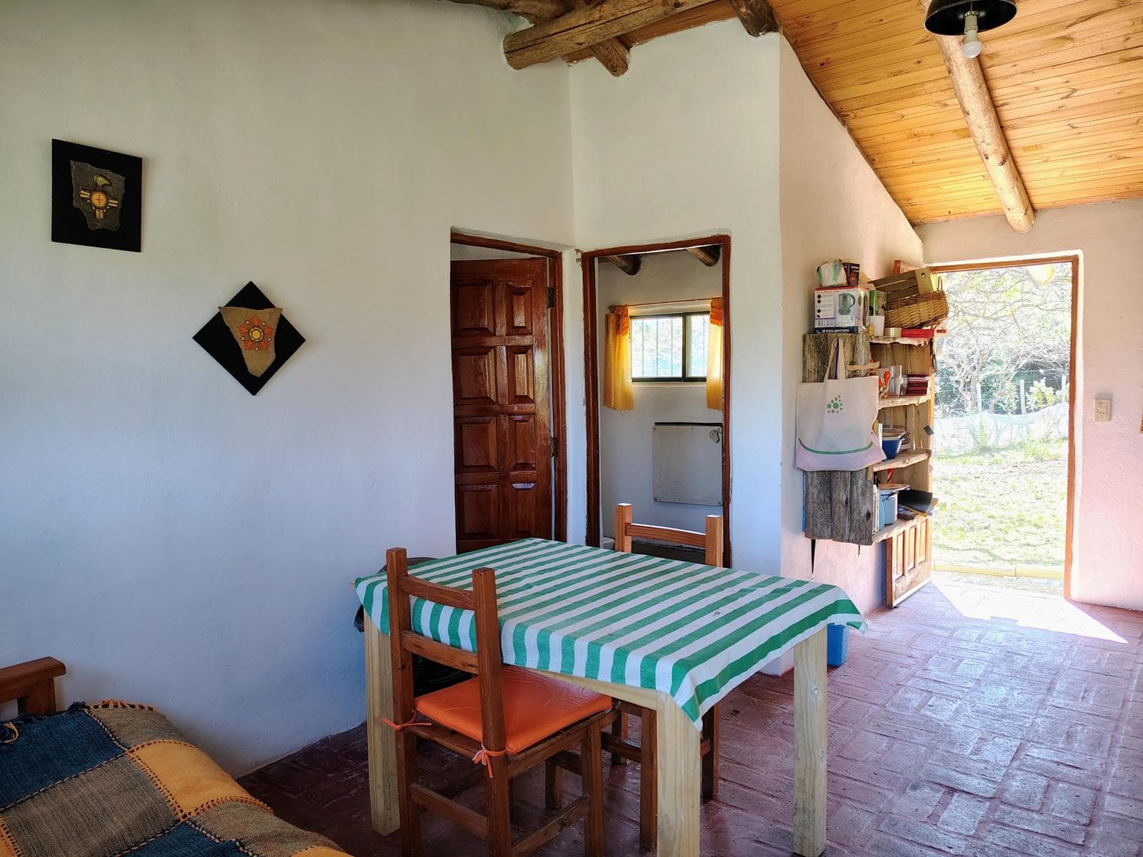 For Sale: 1-bedroom house with great views and potential for renovation. Los Olivares Blvd., Los Hornillos