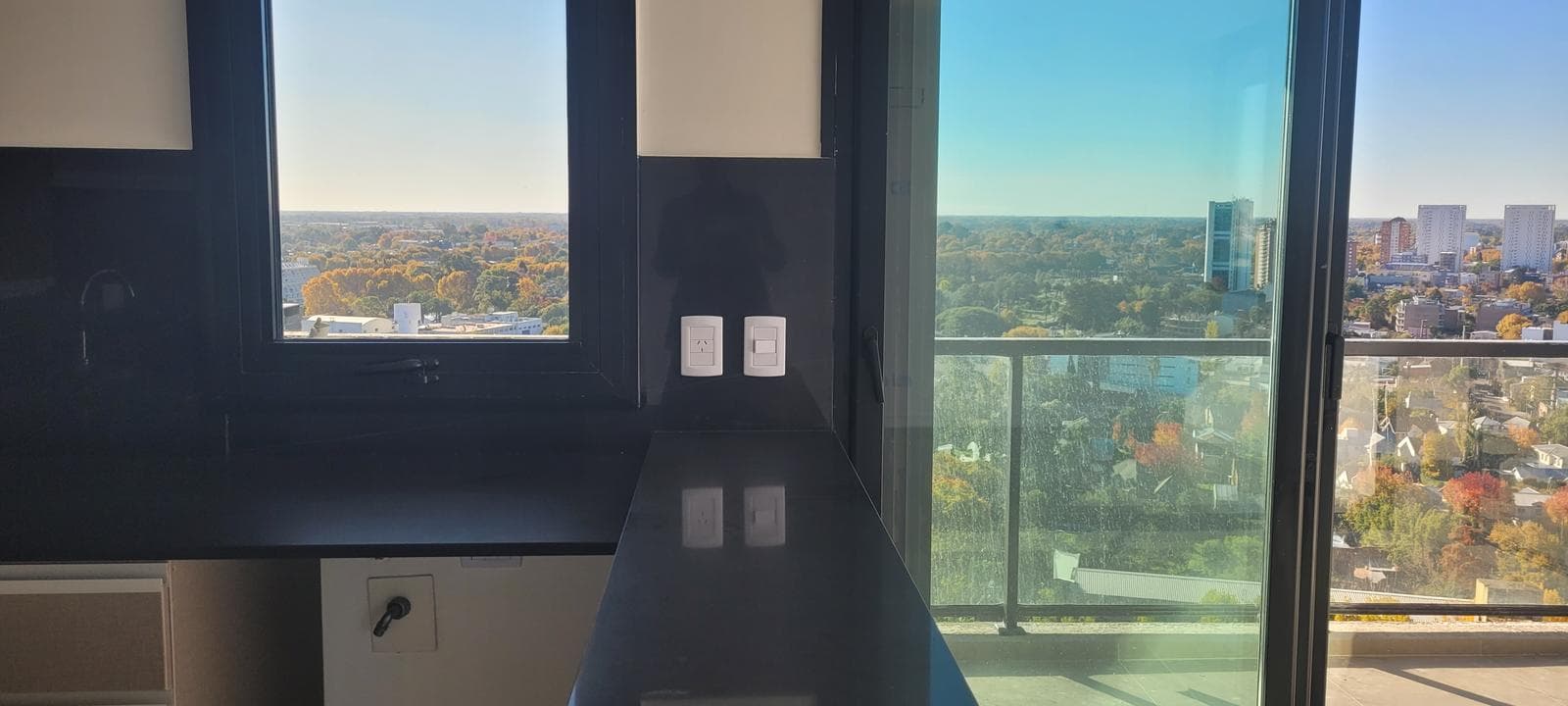 3-Room Apartment with River Views on Brickell Boulevard, Tigre