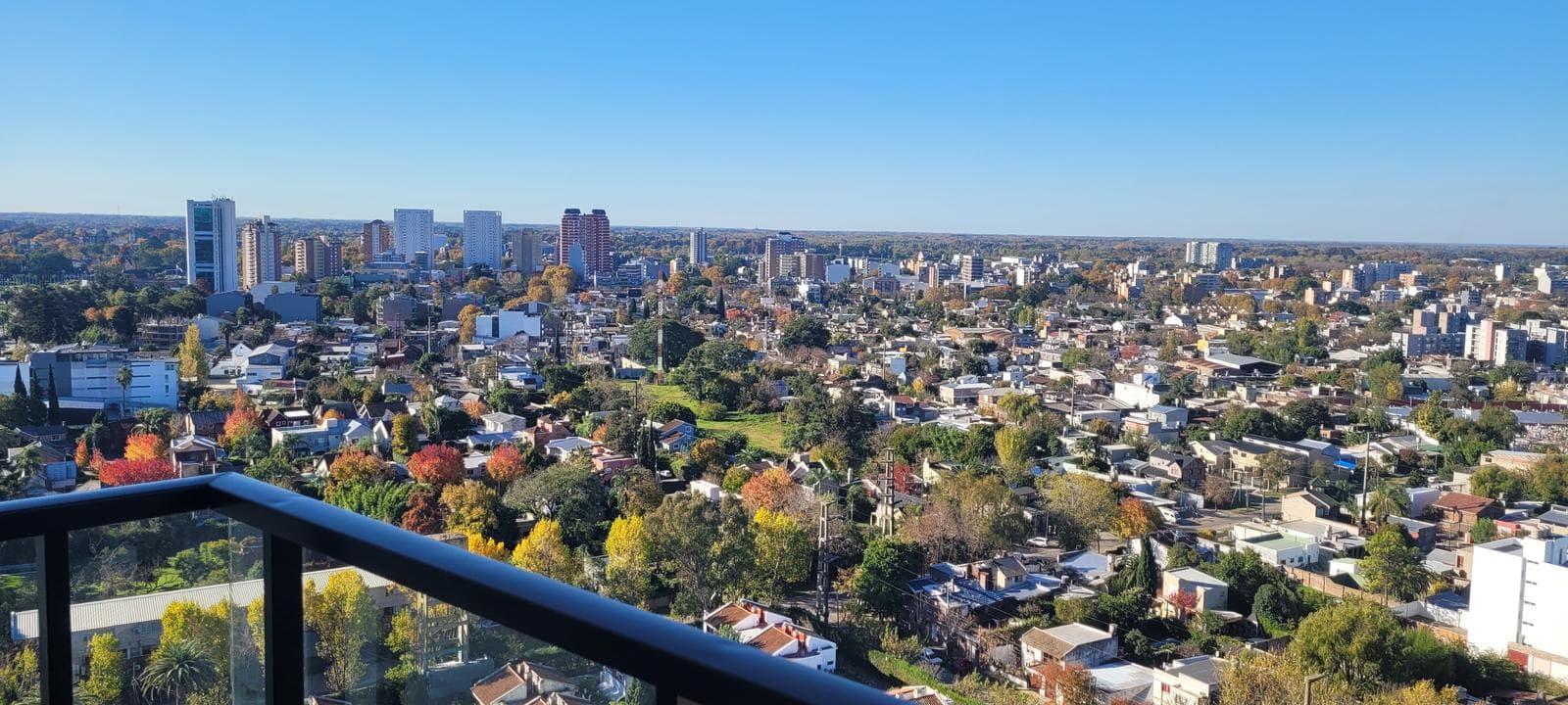3-Room Apartment with River Views on Brickell Boulevard, Tigre