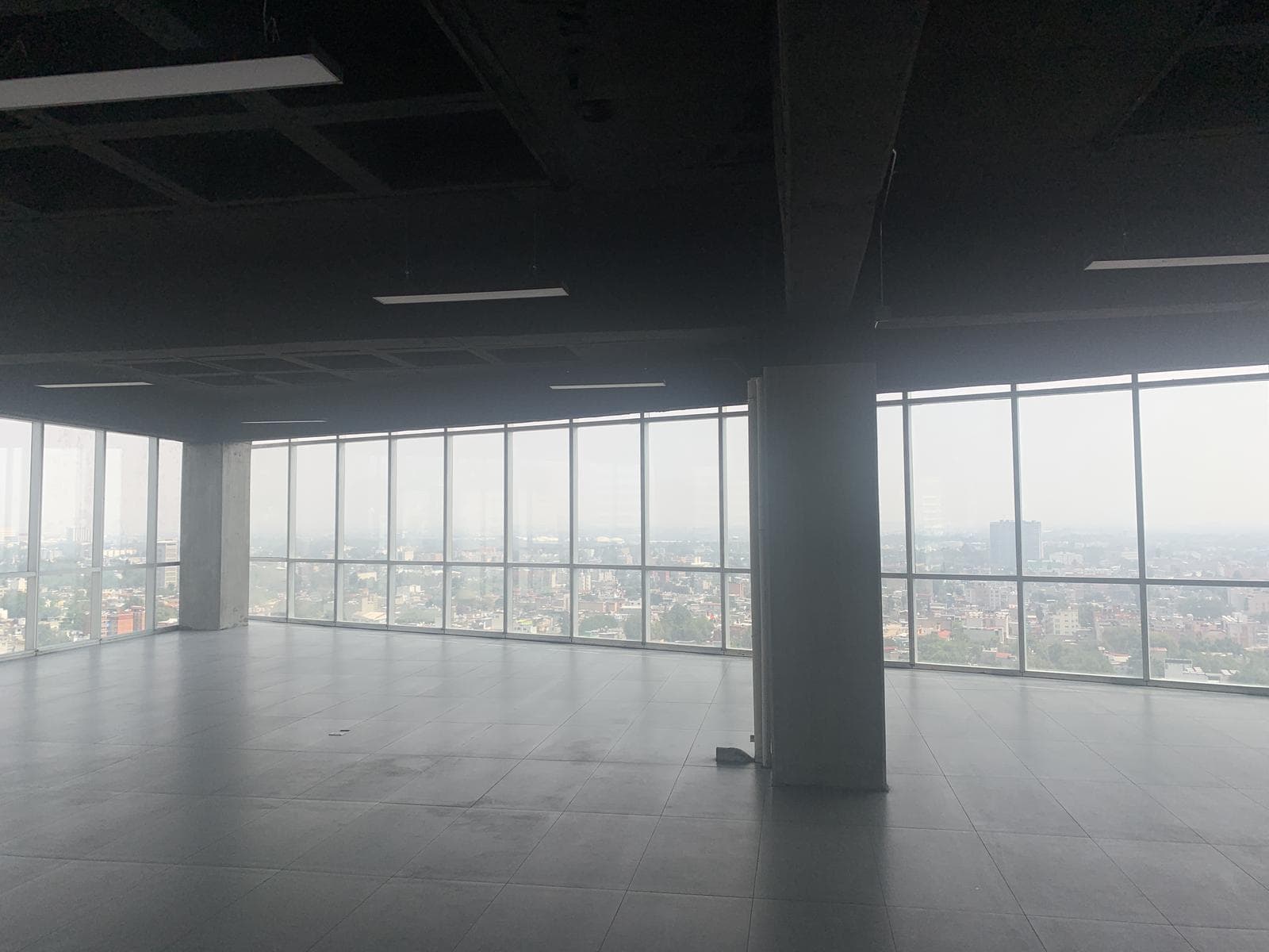 612 m² Premium Office Space on Río San Joaquín with Spectacular Views