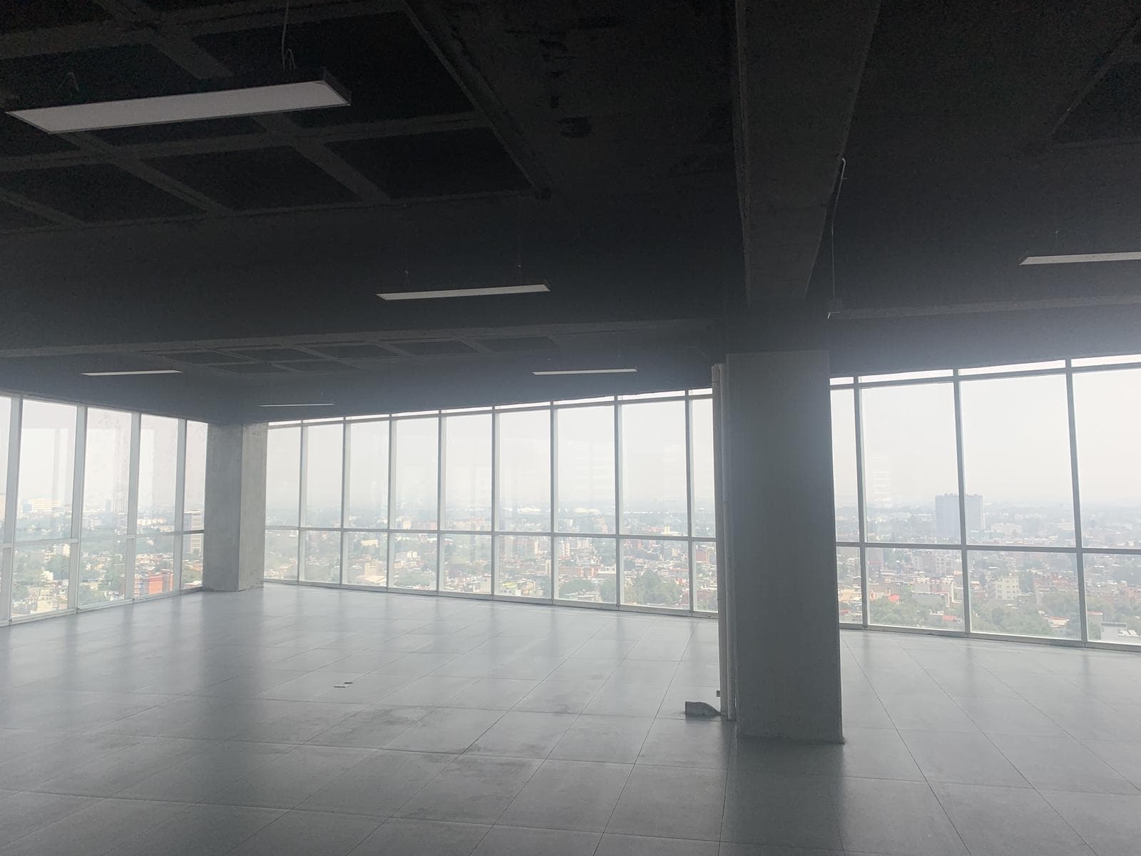 612 m² Premium Office Space on Río San Joaquín with Spectacular Views