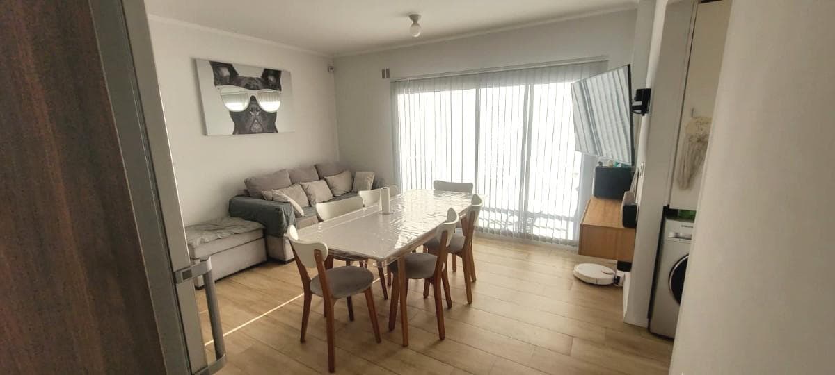 Apartment for Sale in Caseros: 3 Bedrooms, Garage, Balcony, and Grill—Great Opportunity