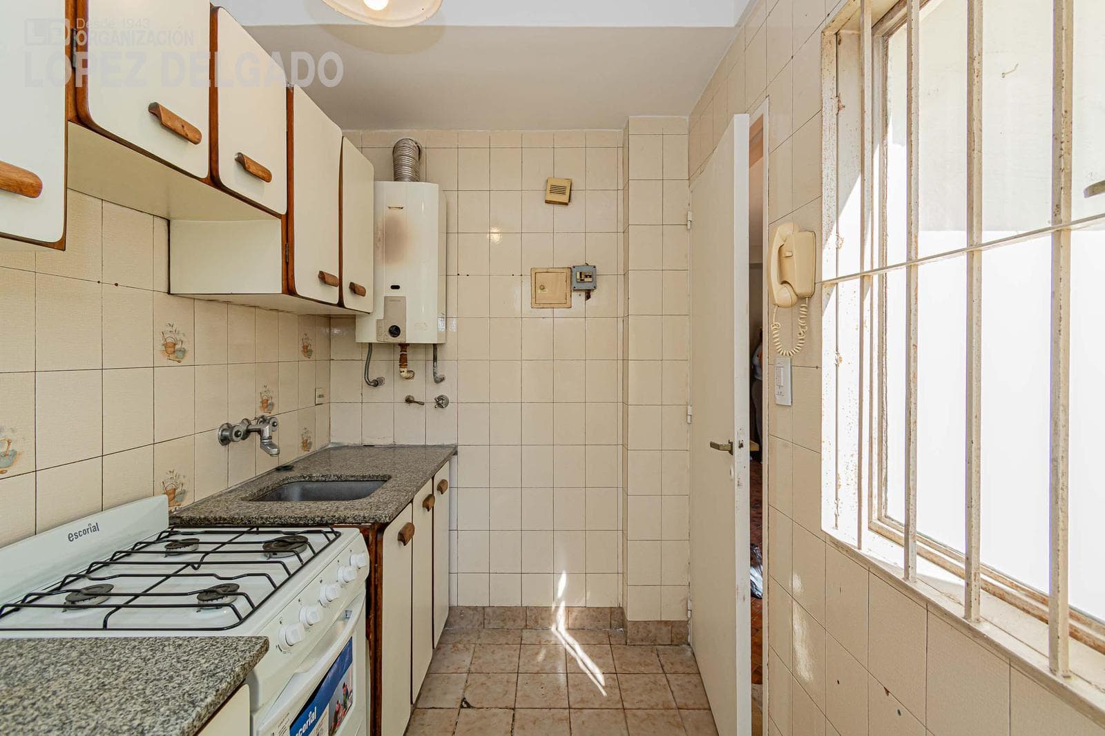 2-room apartment near the shopping center in Villa del Parque. QUALIFIES FOR A LOAN.