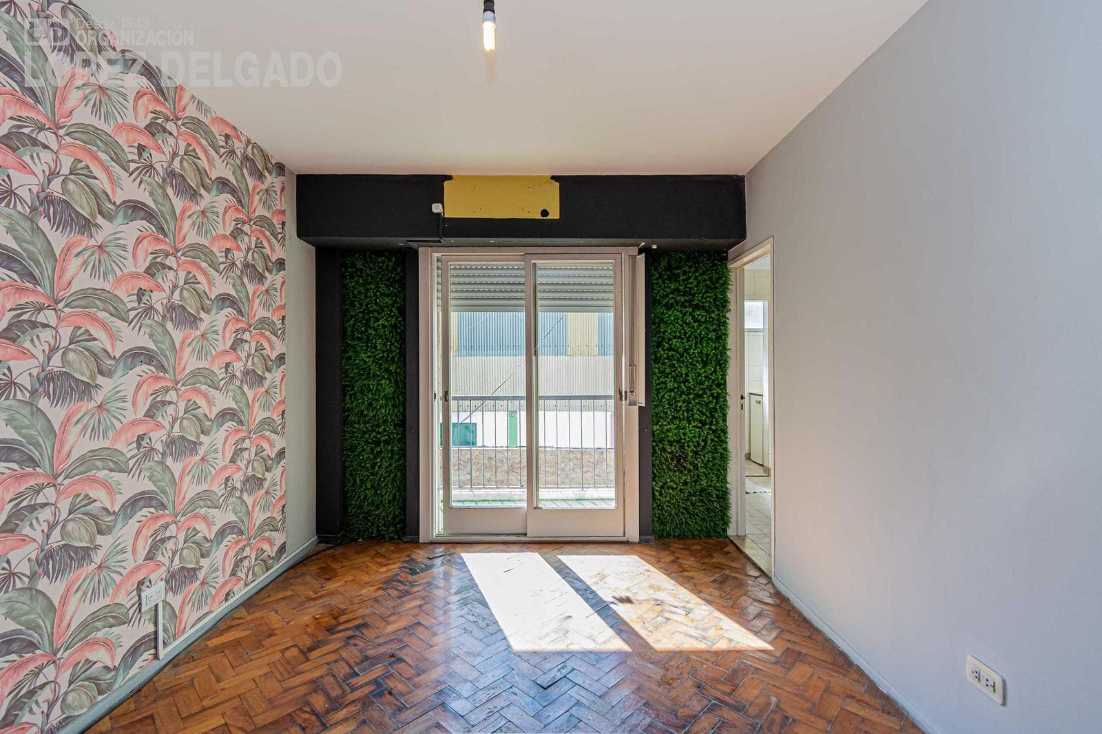 2-room apartment near the shopping center in Villa del Parque. QUALIFIES FOR A LOAN.