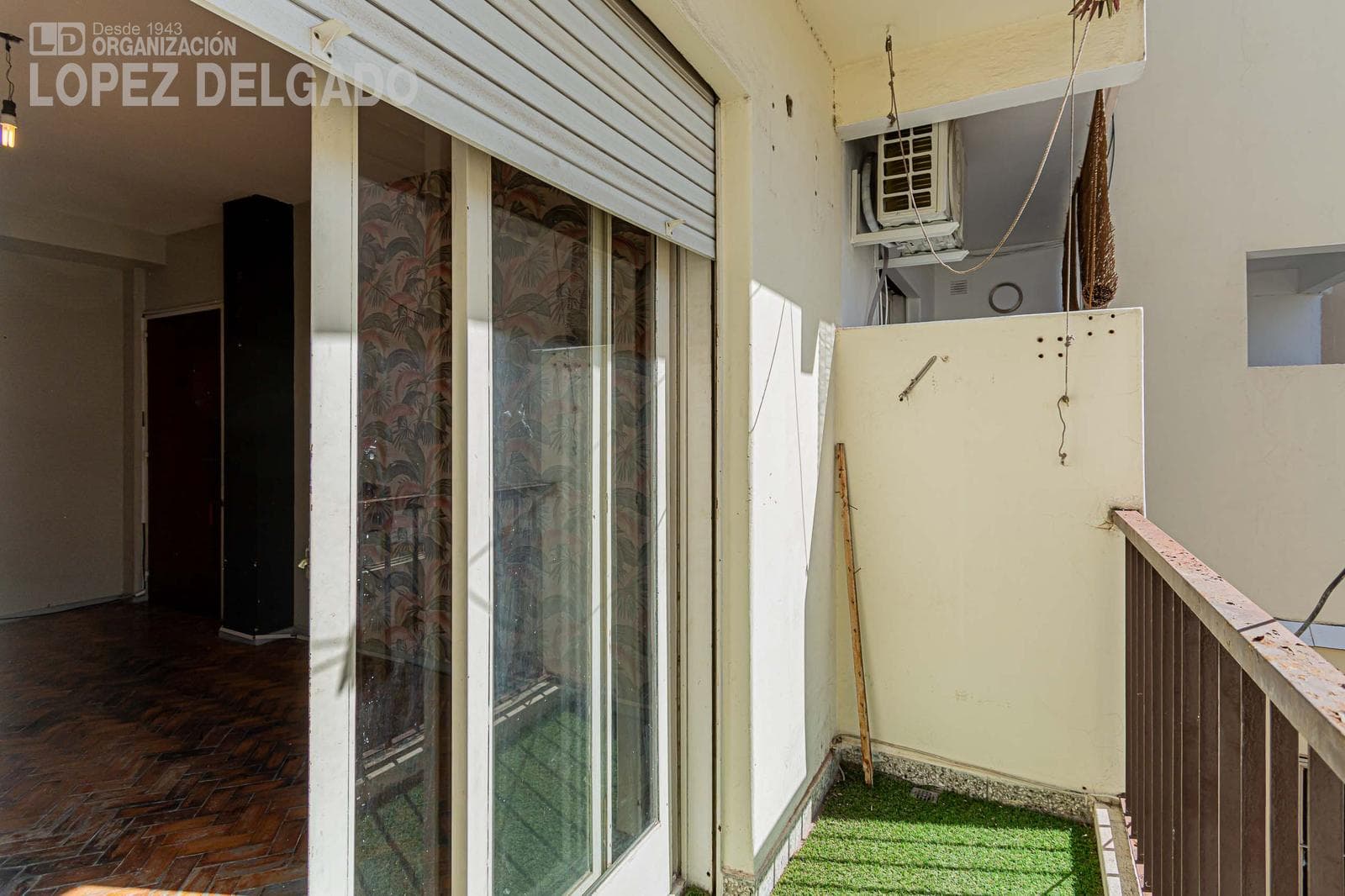 2-room apartment near the shopping center in Villa del Parque. QUALIFIES FOR A LOAN.