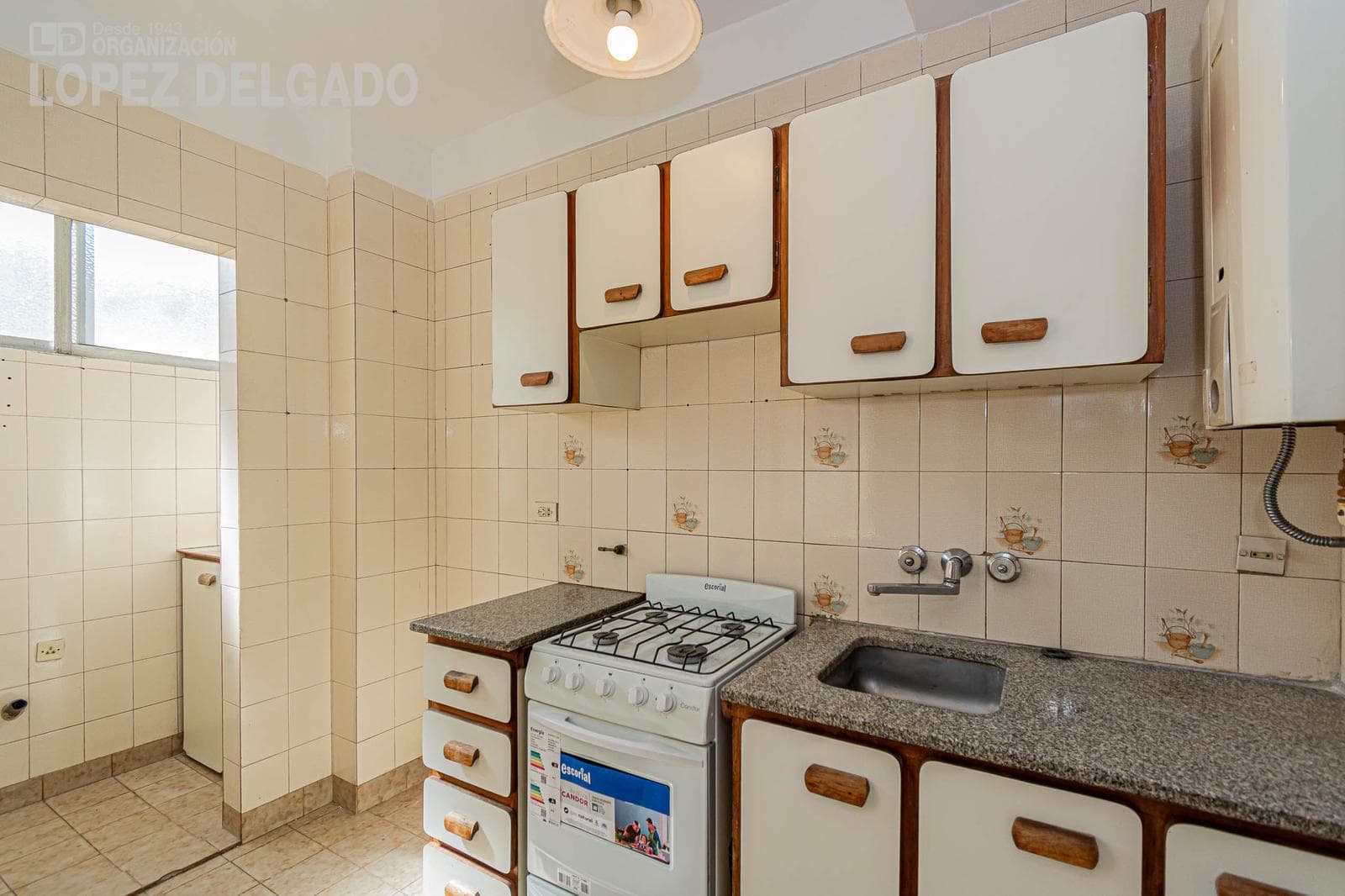 2-room apartment near the shopping center in Villa del Parque. QUALIFIES FOR A LOAN.