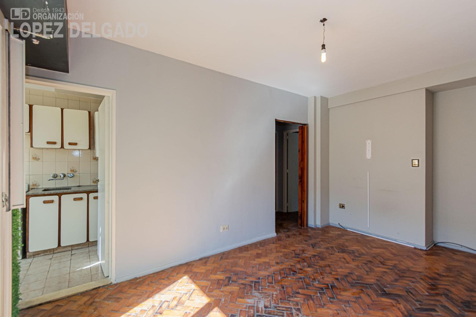 2-room apartment near the shopping center in Villa del Parque. QUALIFIES FOR A LOAN.