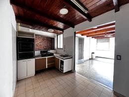 PH-STYLE HOUSE FOR SALE: 4 ROOMS, NO MAINTENANCE FEES, WITH A TERRACED BALCONY IN SAN ANDRES