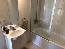 APARTMENT FOR SALE WITH BALCONY AND DOOR IN THE PENTAGONO NEIGHBORHOOD OF LINIERS