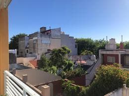 APARTMENT FOR SALE WITH BALCONY AND DOOR IN THE PENTAGONO NEIGHBORHOOD OF LINIERS