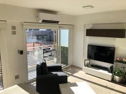 APARTMENT FOR SALE WITH BALCONY AND DOOR IN THE PENTAGONO NEIGHBORHOOD OF LINIERS