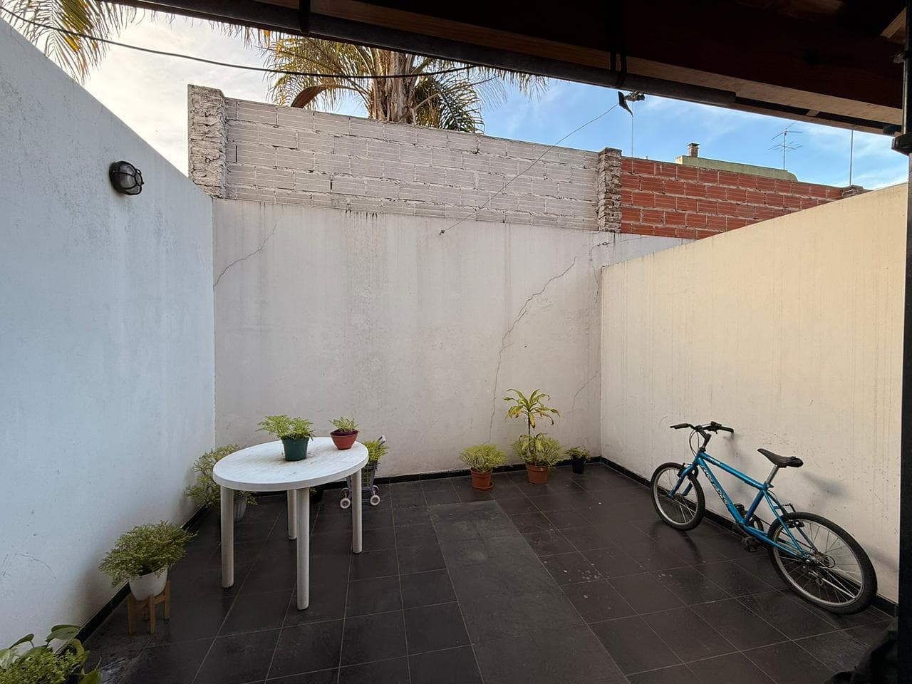 3-ROOM DUPLEX FOR SALE WITH PATIO AND GARAGE IN CIUDADELA