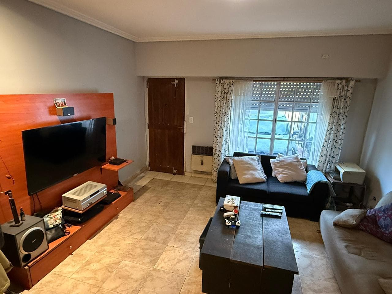 3-ROOM DUPLEX FOR SALE WITH PATIO AND GARAGE IN CIUDADELA