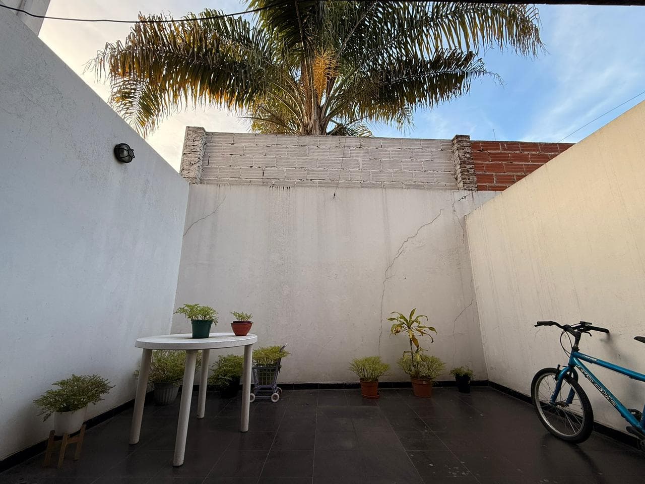 3-ROOM DUPLEX FOR SALE WITH PATIO AND GARAGE IN CIUDADELA