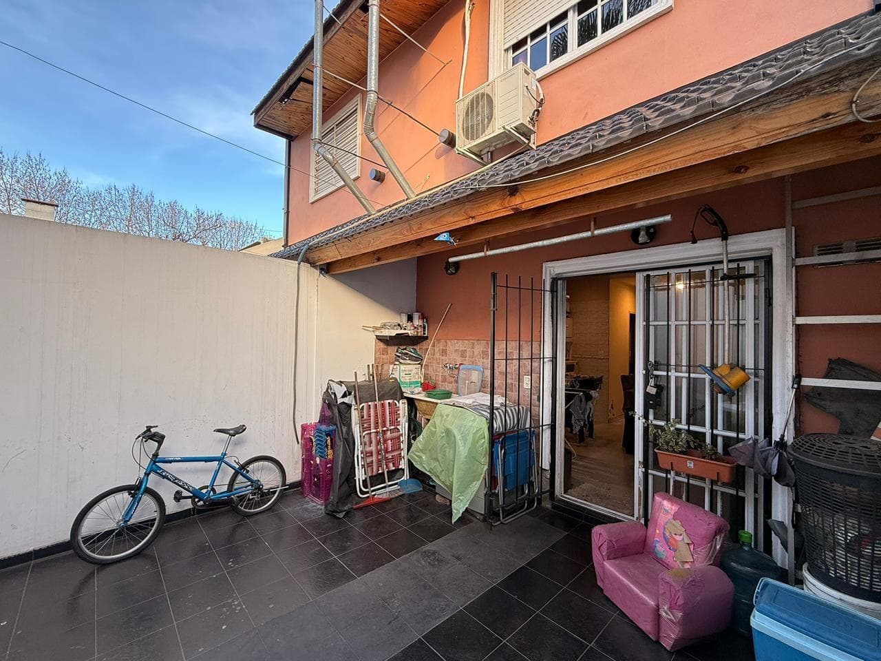 3-ROOM DUPLEX FOR SALE WITH PATIO AND GARAGE IN CIUDADELA
