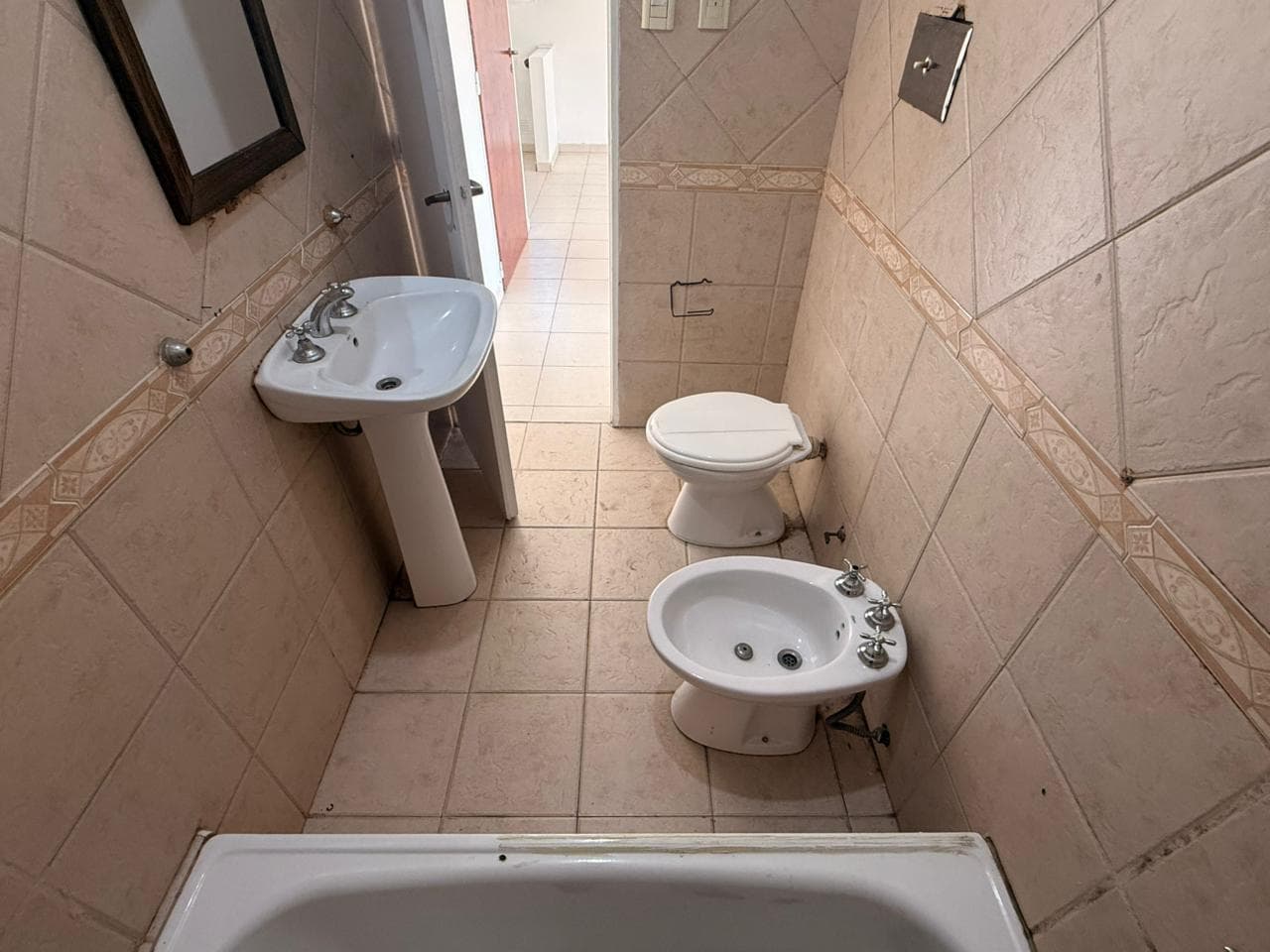 MODERN 2-ROOM APARTMENT FOR SALE IN RAMOS MEJÍA