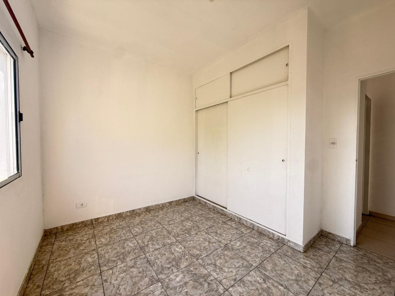 MODERN 2-ROOM APARTMENT FOR SALE IN RAMOS MEJÍA