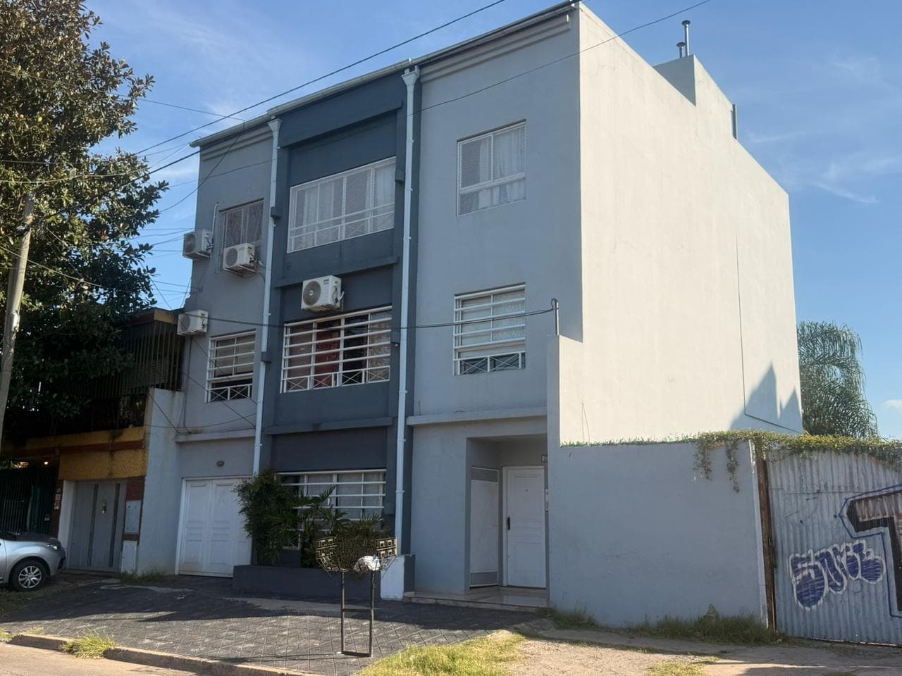 MODERN 2-ROOM APARTMENT FOR SALE IN RAMOS MEJÍA