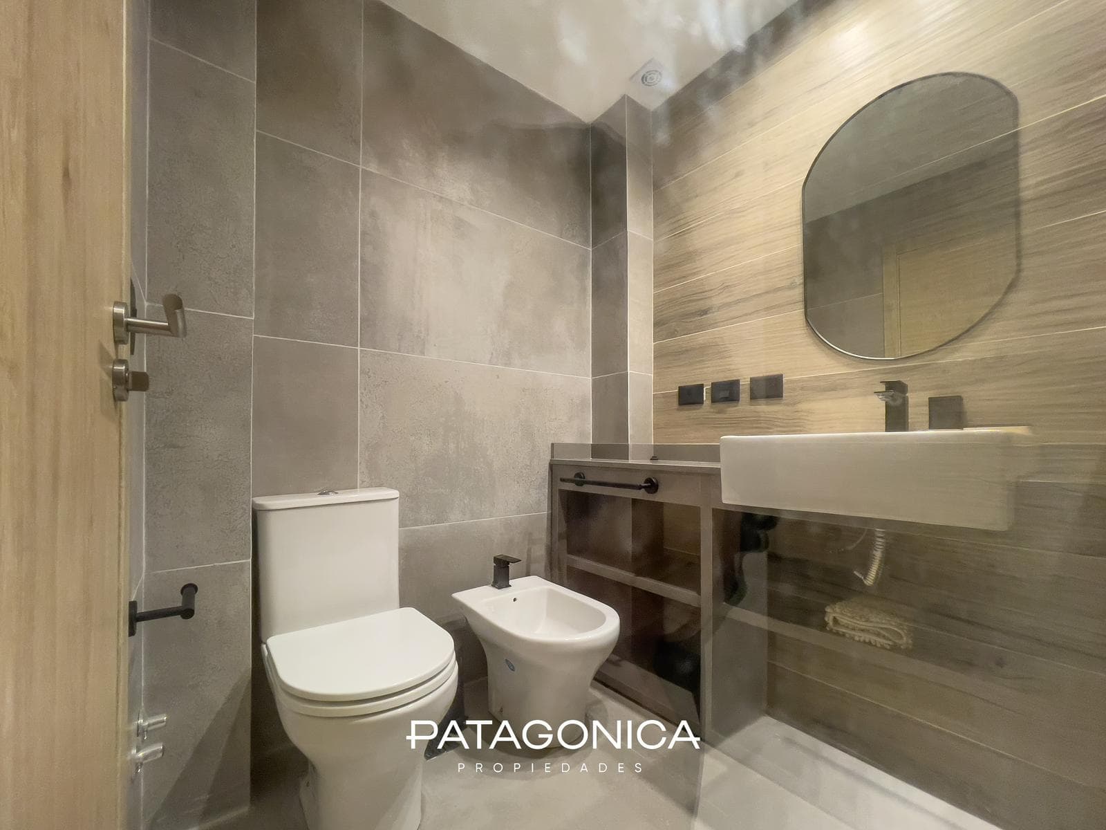 APARTMENT FOR SALE, lake view, in Villa La Angostura